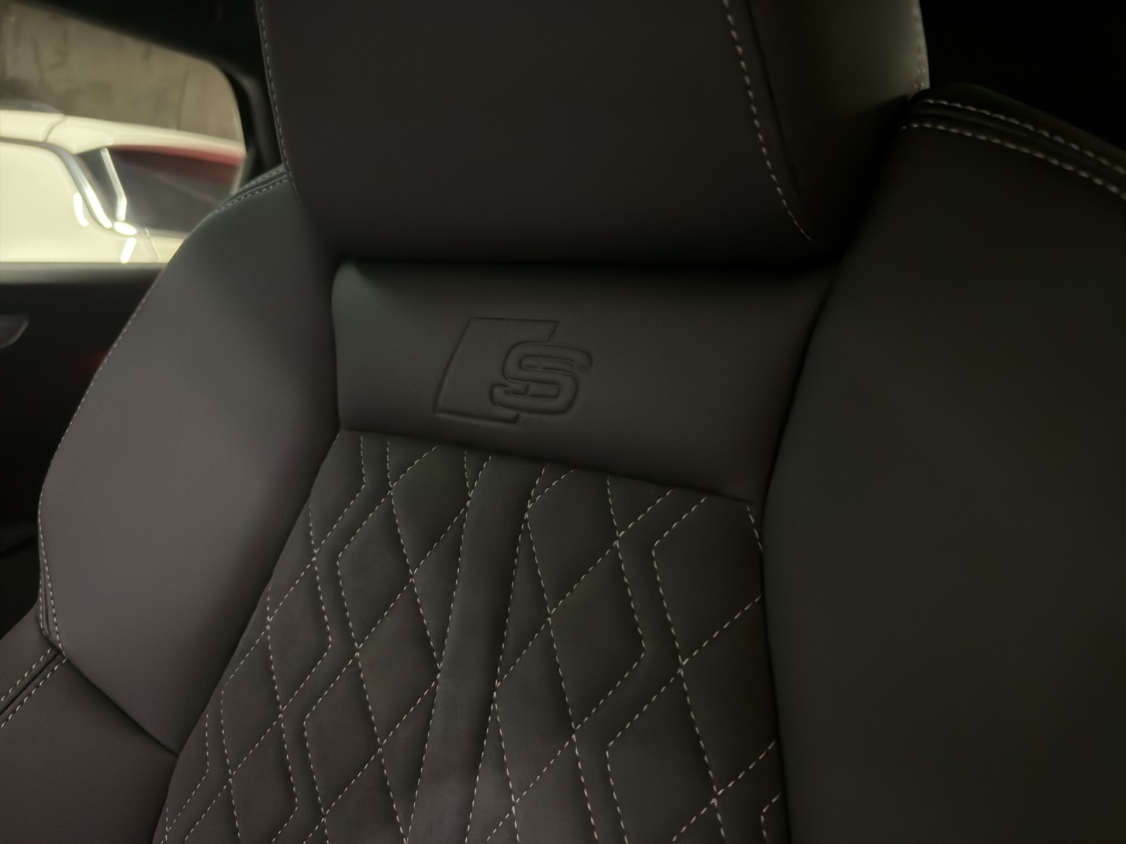 AUDI Q4 e-tron SUV quattro performance-image-26