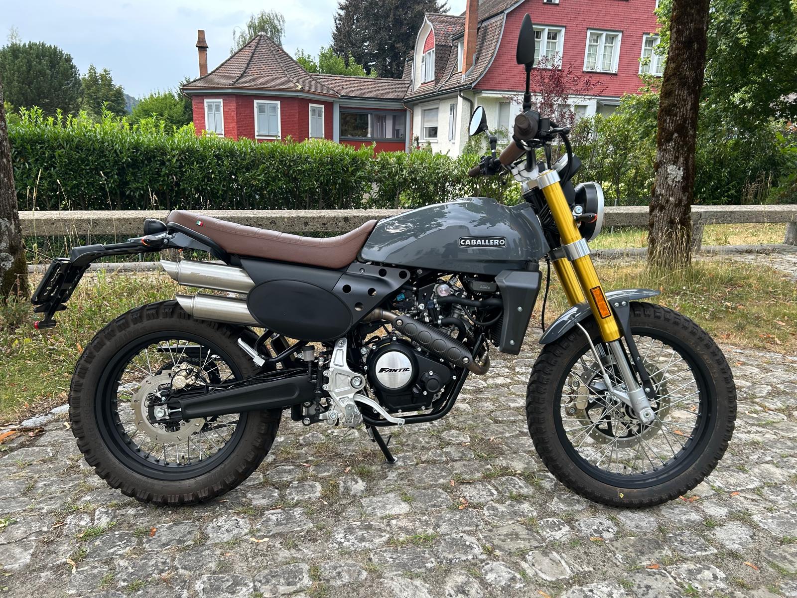 FANTIC Caballero 125