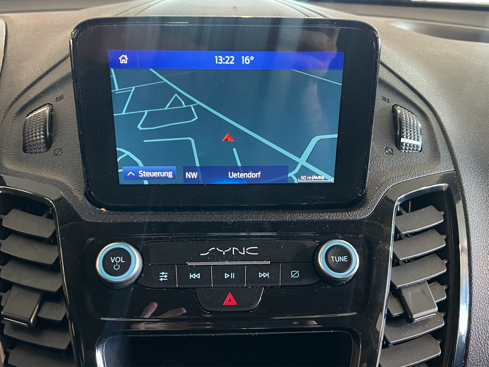 FORD Grand Tourneo Connect 1.5 EcoBlue Titanium-image-11