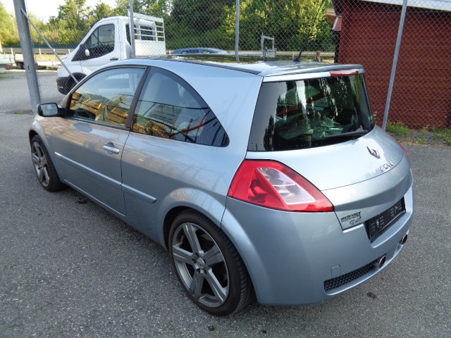 RENAULT Mégane 2.0 16V Turbo Sport-image-5