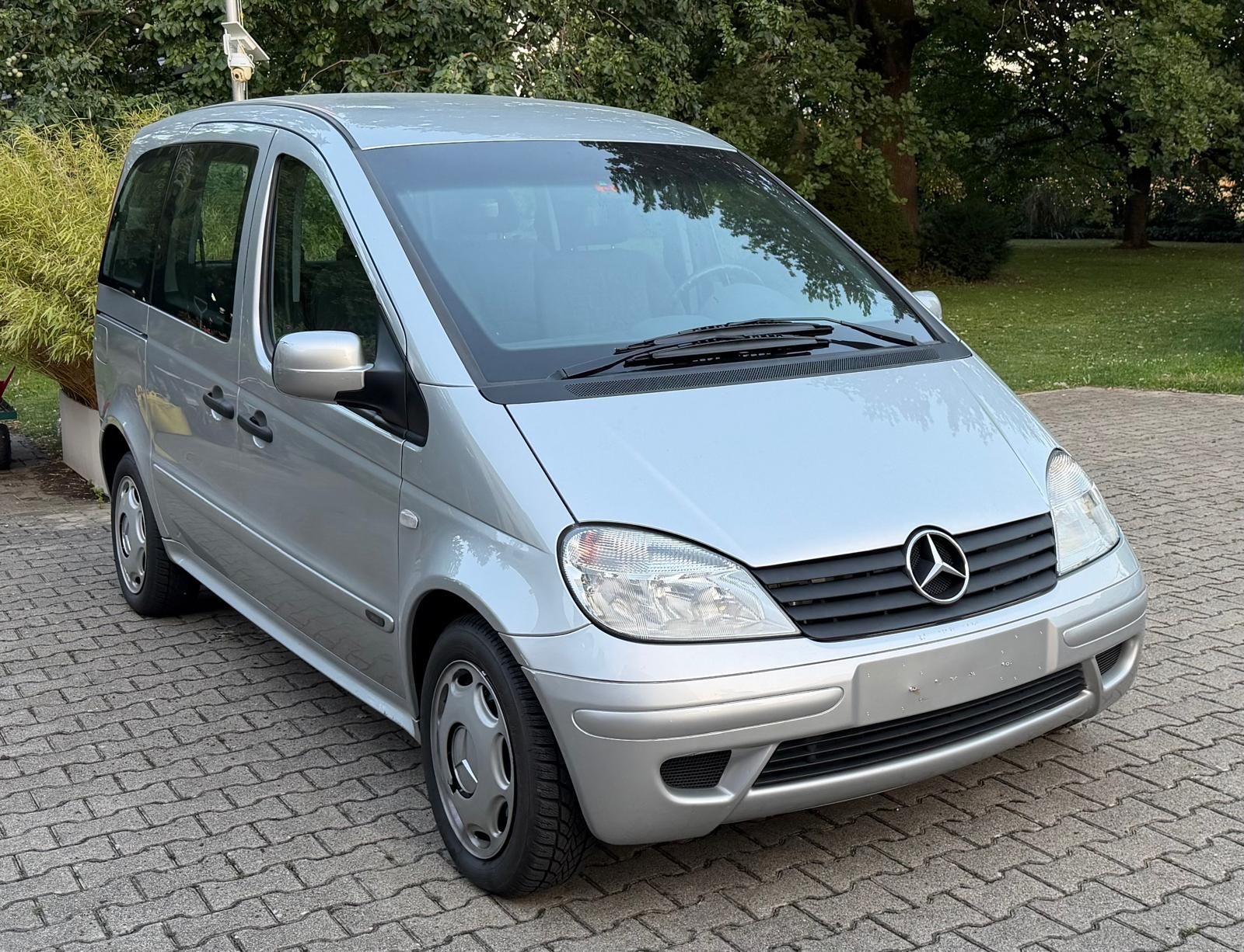 MERCEDES-BENZ Vaneo 1.7 CDi Ambiente-image-0