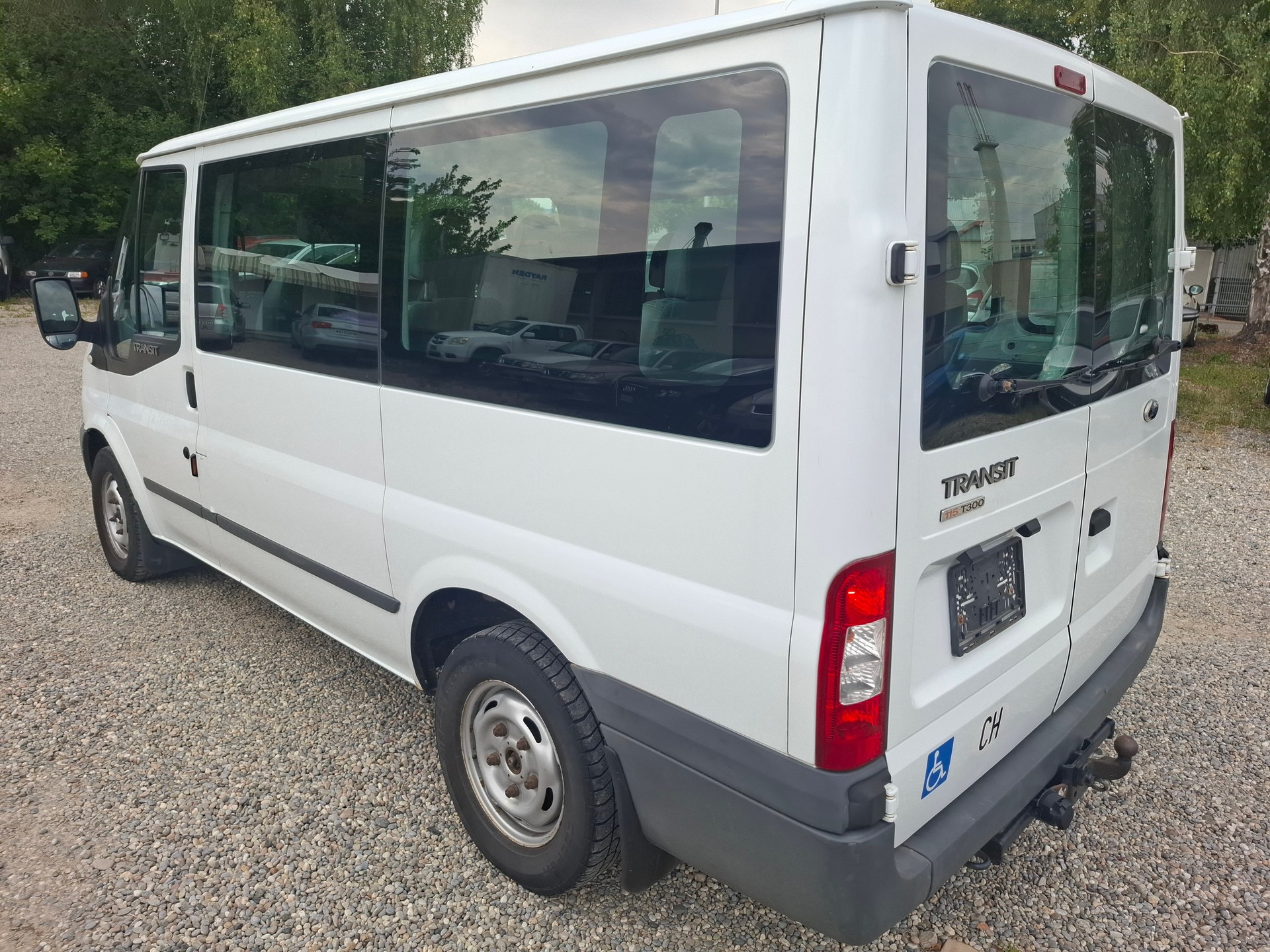 FORD Transit 2.2 TDCi 300 S Trend-image-6