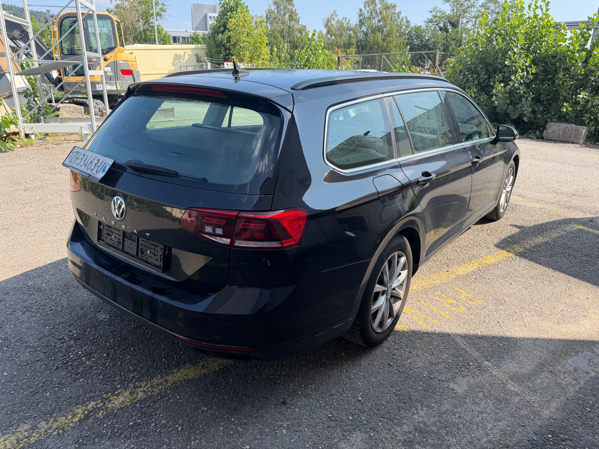 VW Passat 2.0 TDI BMT Business DSG-image-1
