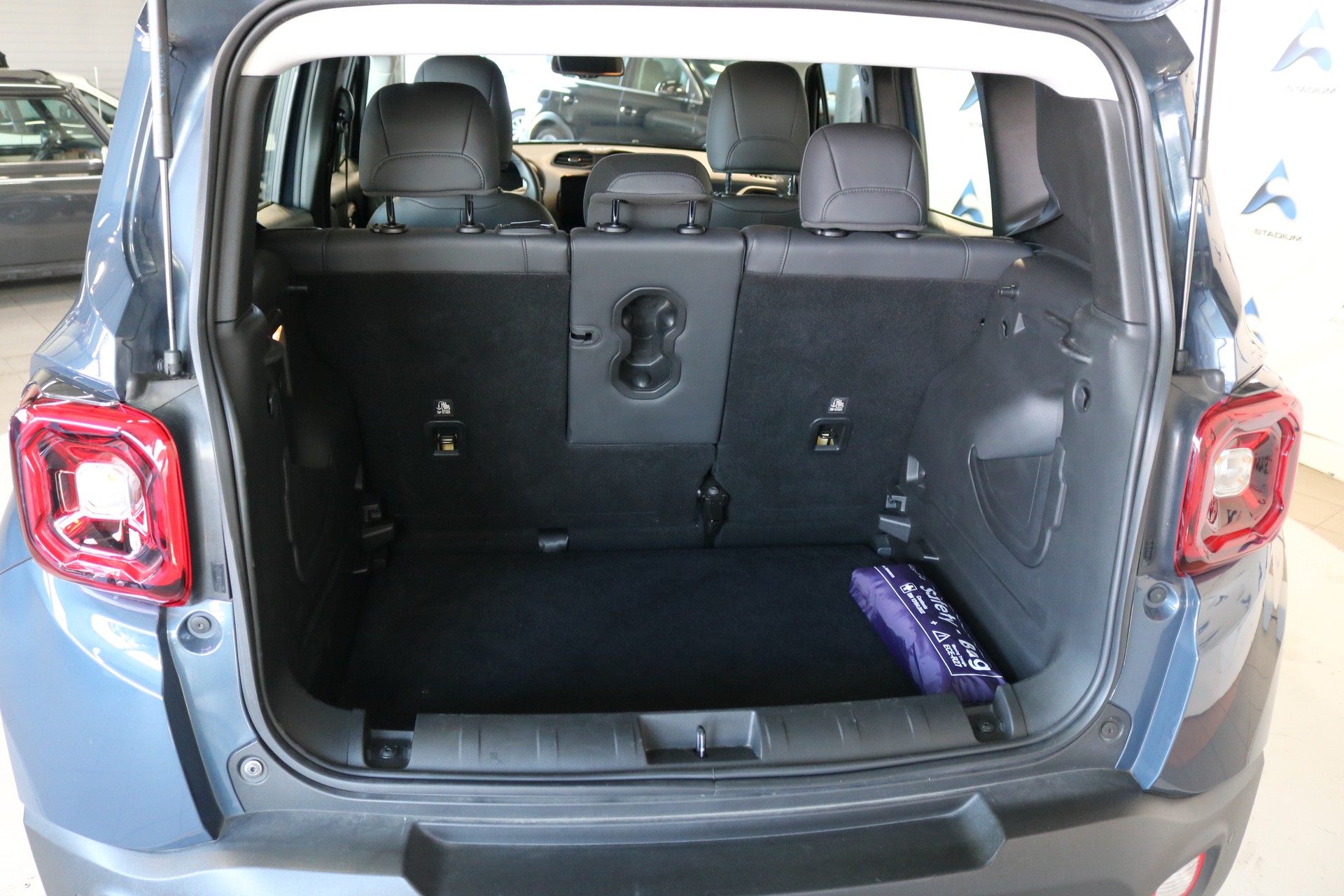 JEEP Renegade 1.5 MHEV Summit Sky-image-5