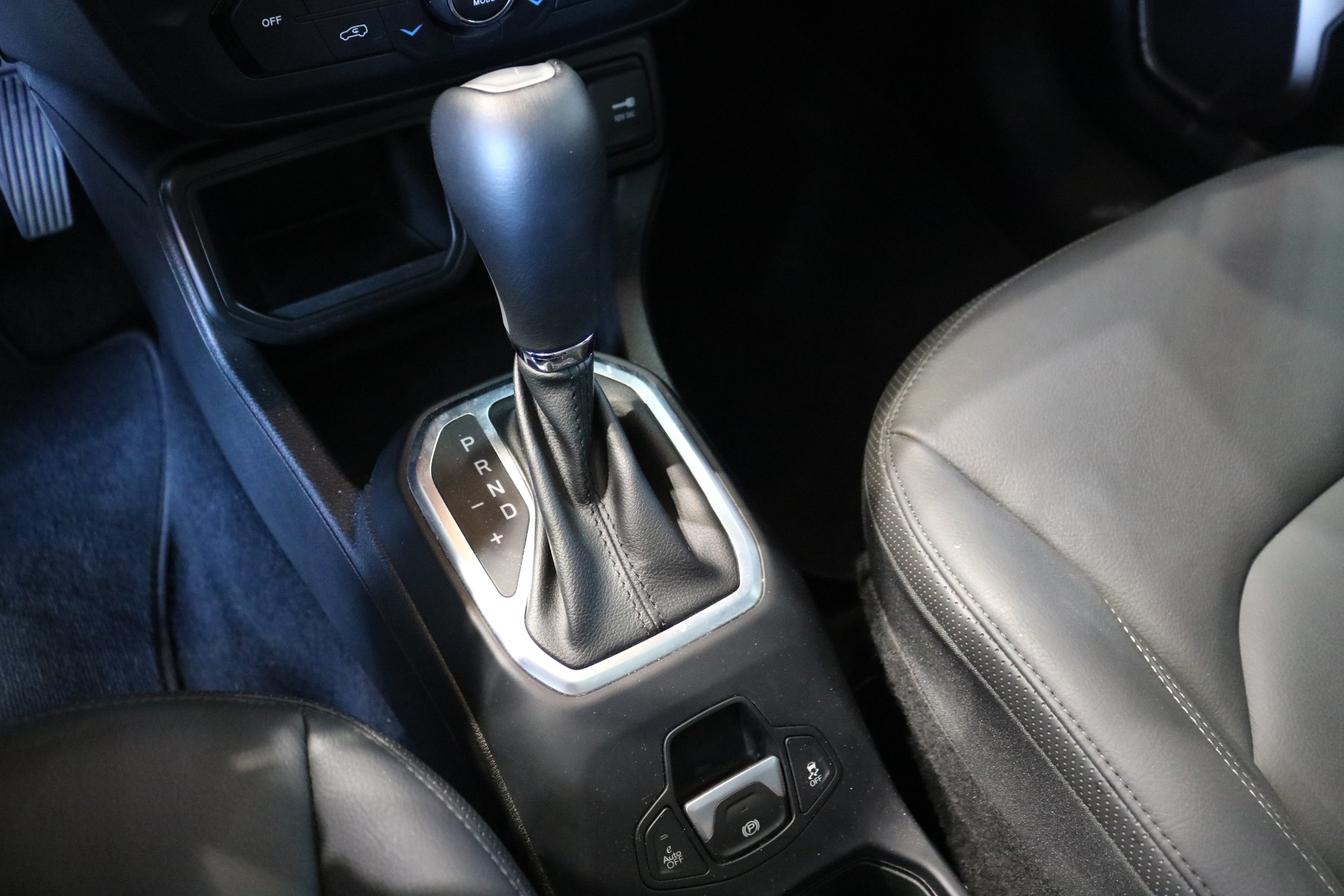 JEEP Renegade 1.5 MHEV Summit Sky-image-50