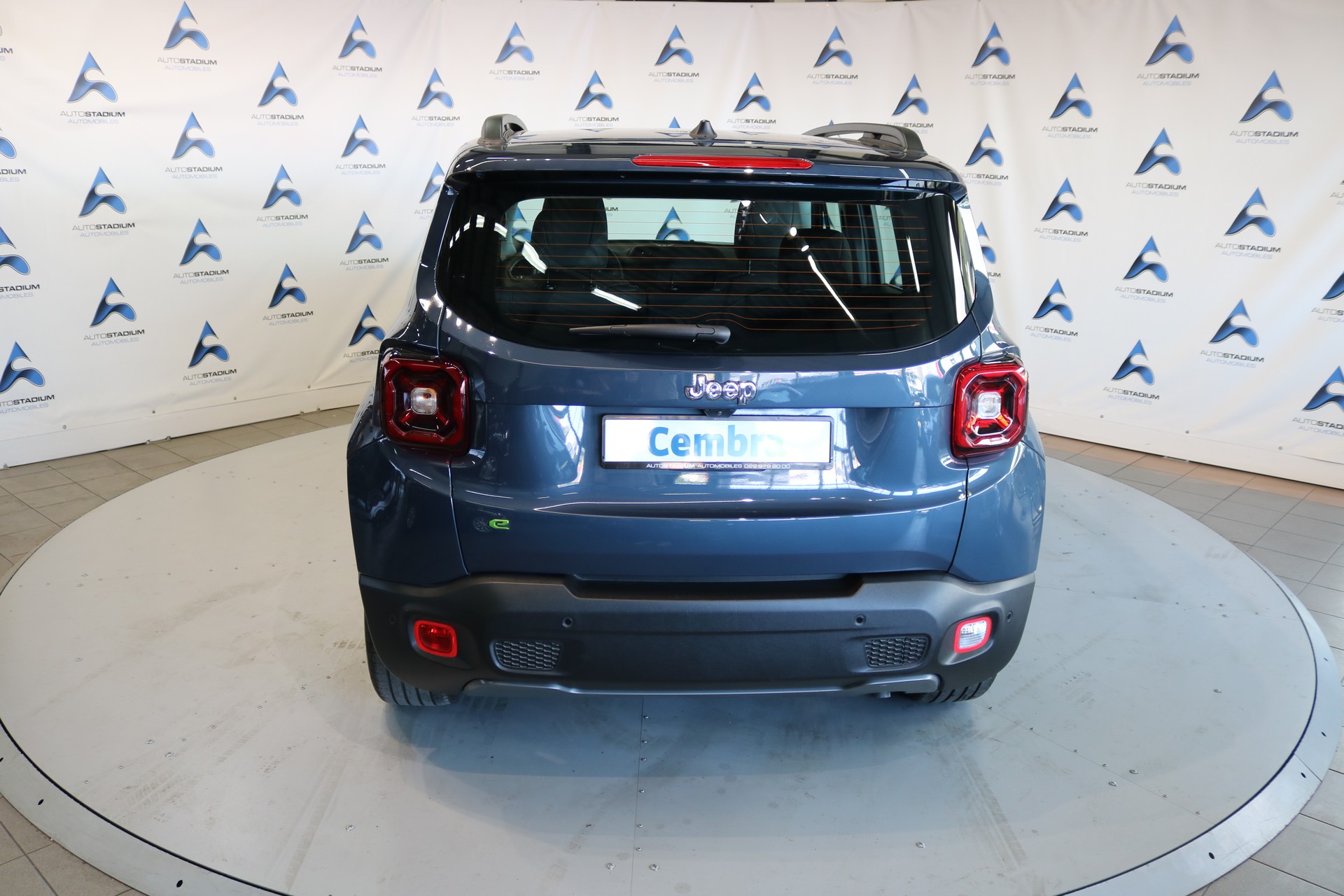 JEEP Renegade 1.5 MHEV Summit Sky-image-23