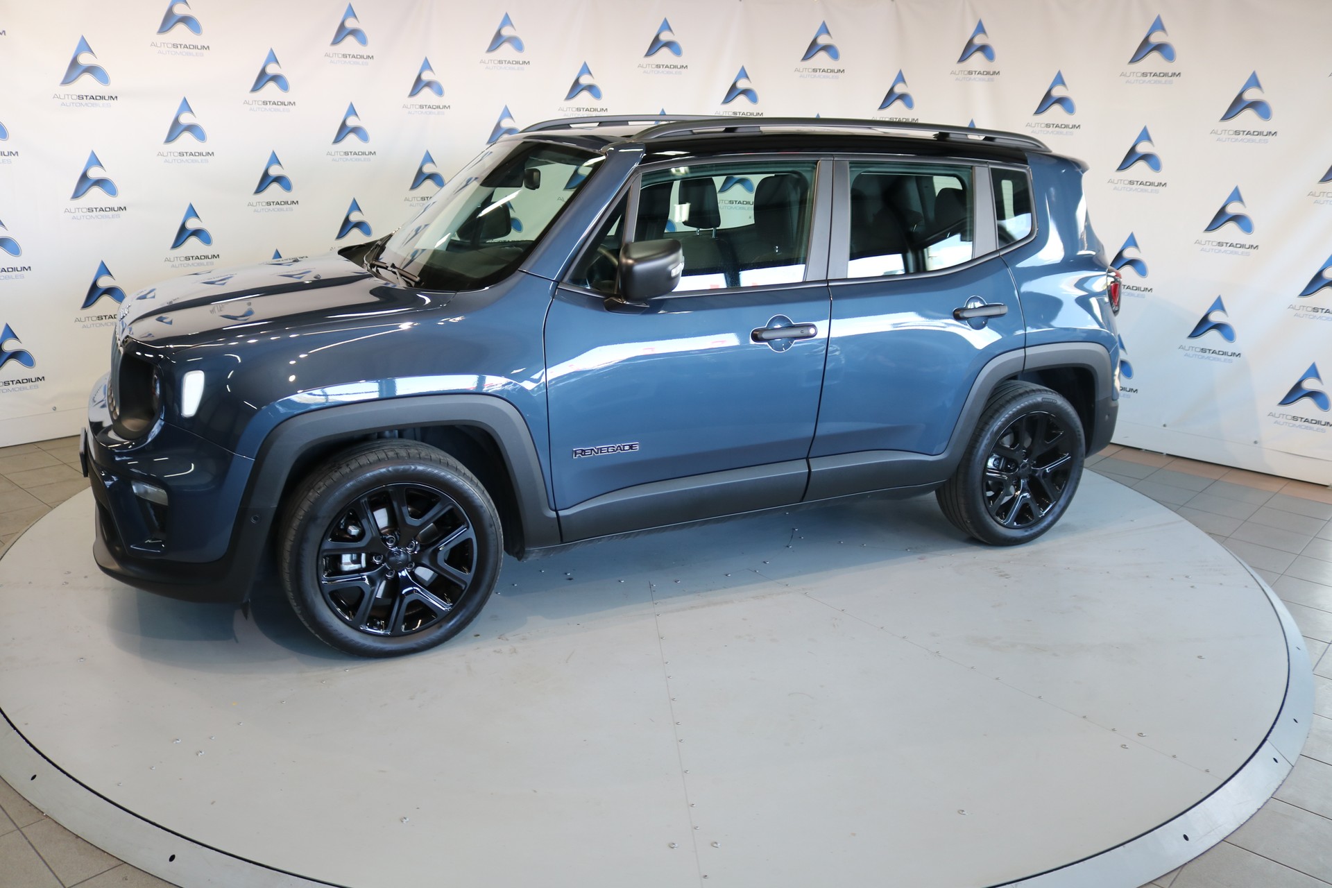 JEEP Renegade 1.5 MHEV Summit Sky-image-15