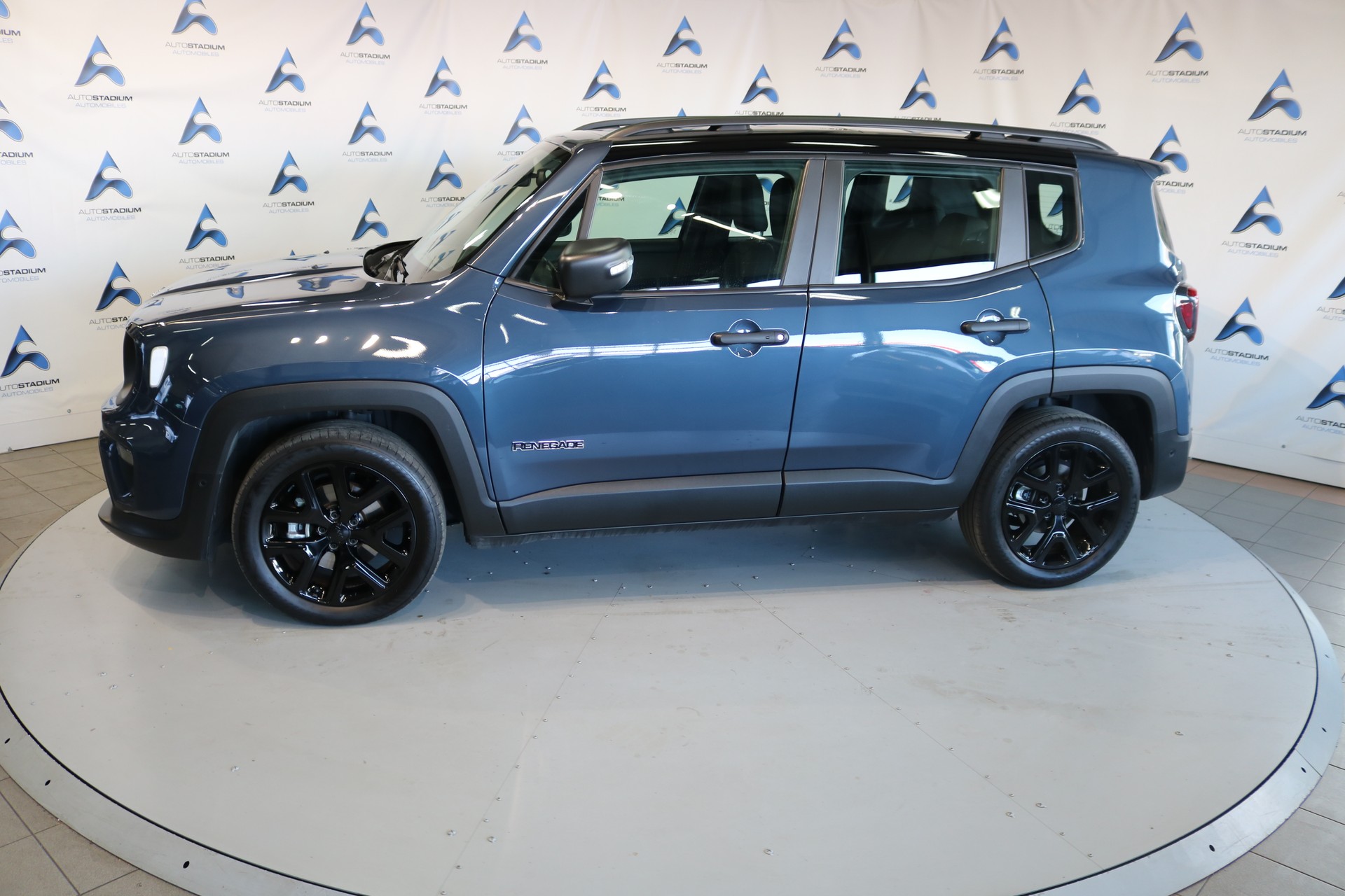 JEEP Renegade 1.5 MHEV Summit Sky-image-16