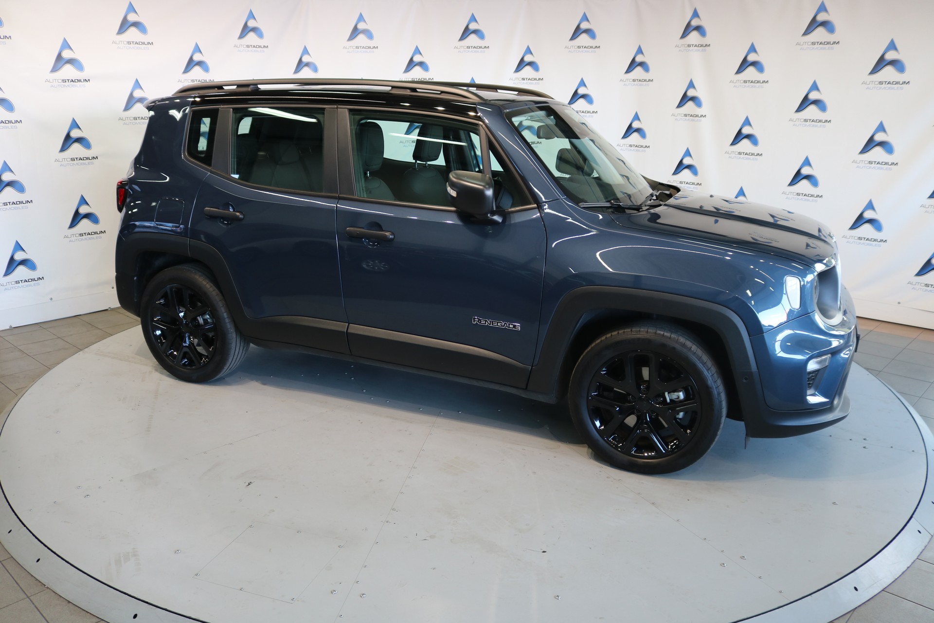 JEEP Renegade 1.5 MHEV Summit Sky-image-32