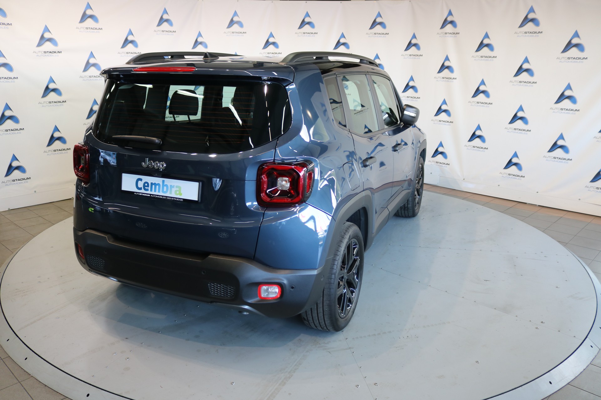 JEEP Renegade 1.5 MHEV Summit Sky-image-25