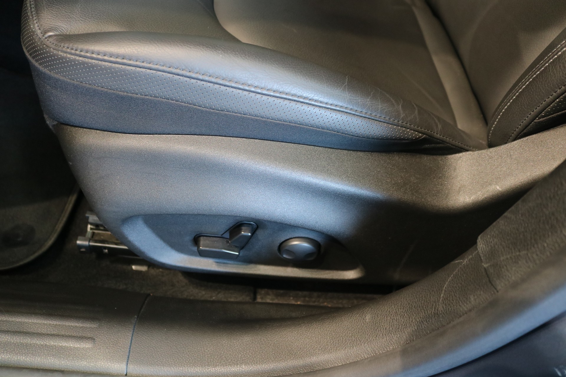 JEEP Renegade 1.5 MHEV Summit Sky-image-46