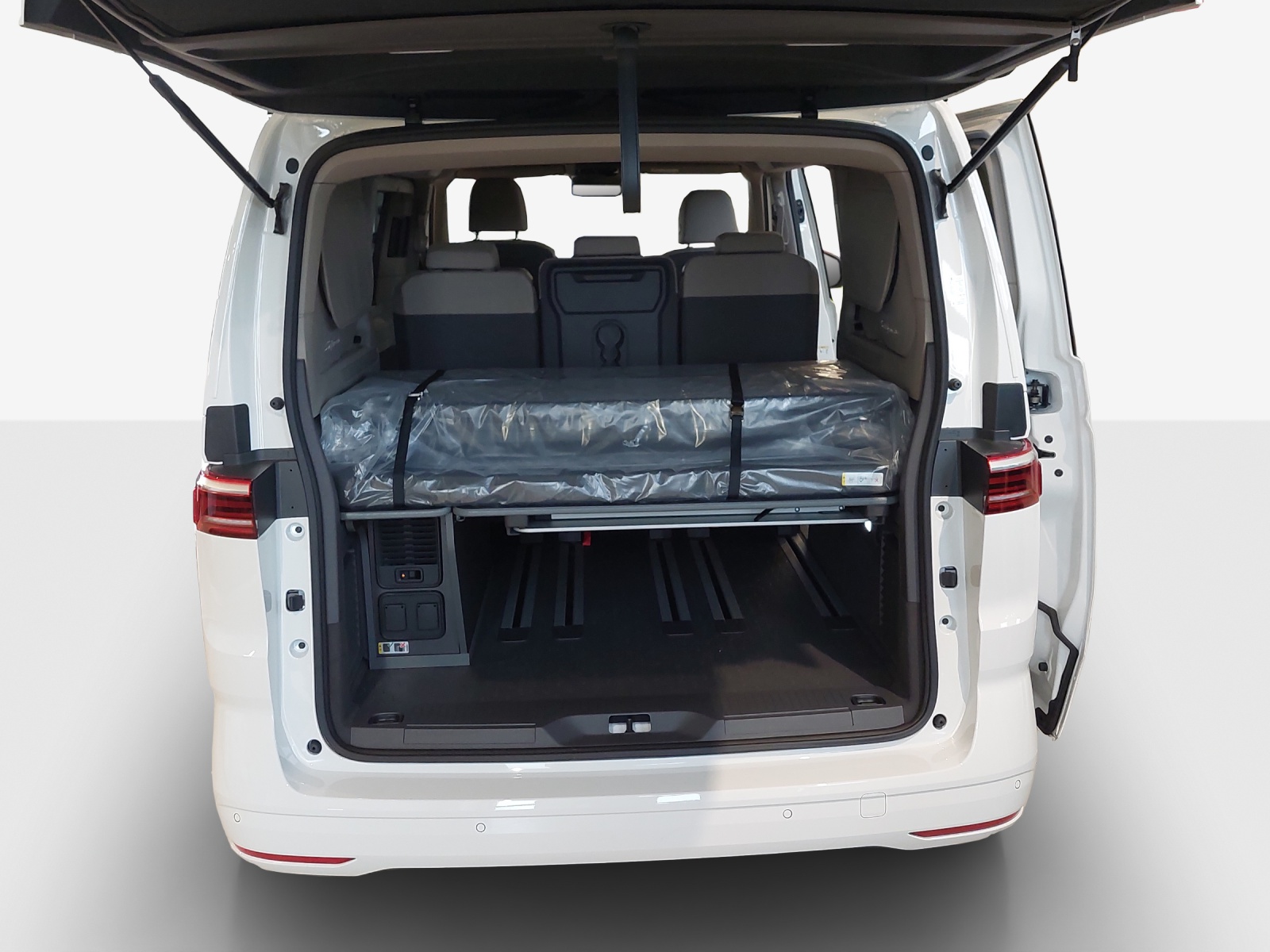 VW California 2.0 TDI Beach Tour-image-10