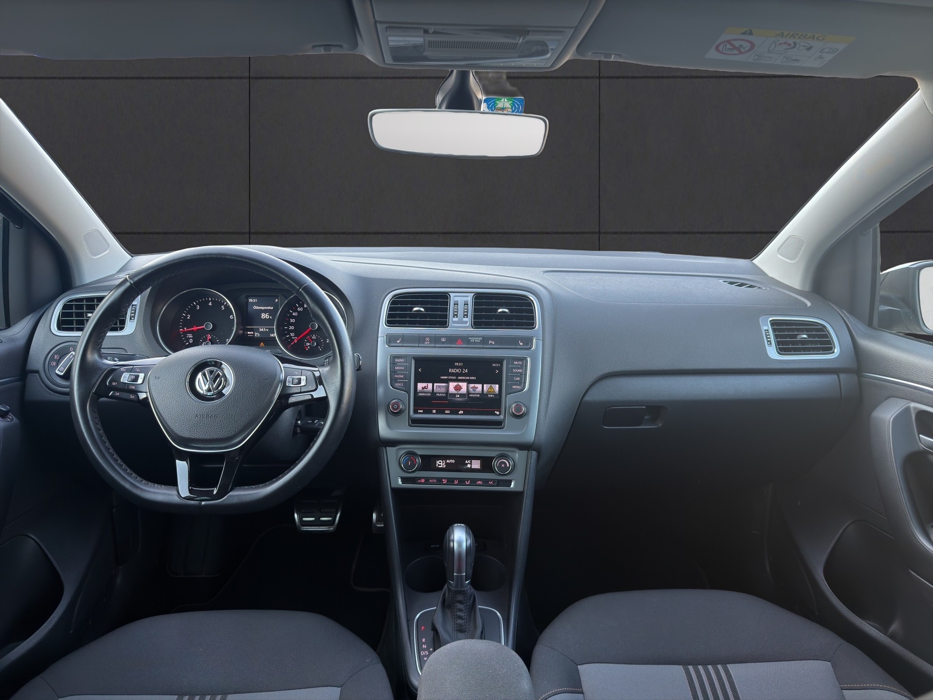 VW Polo 1.0 TSI BMT Allstar DSG-image-9