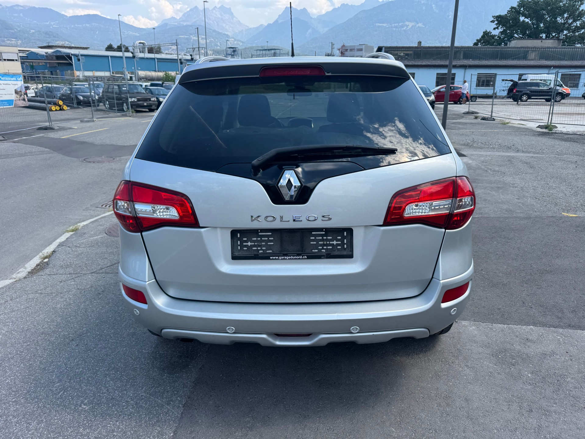 RENAULT Koleos 2.5 Dynamique 4x4-image-1