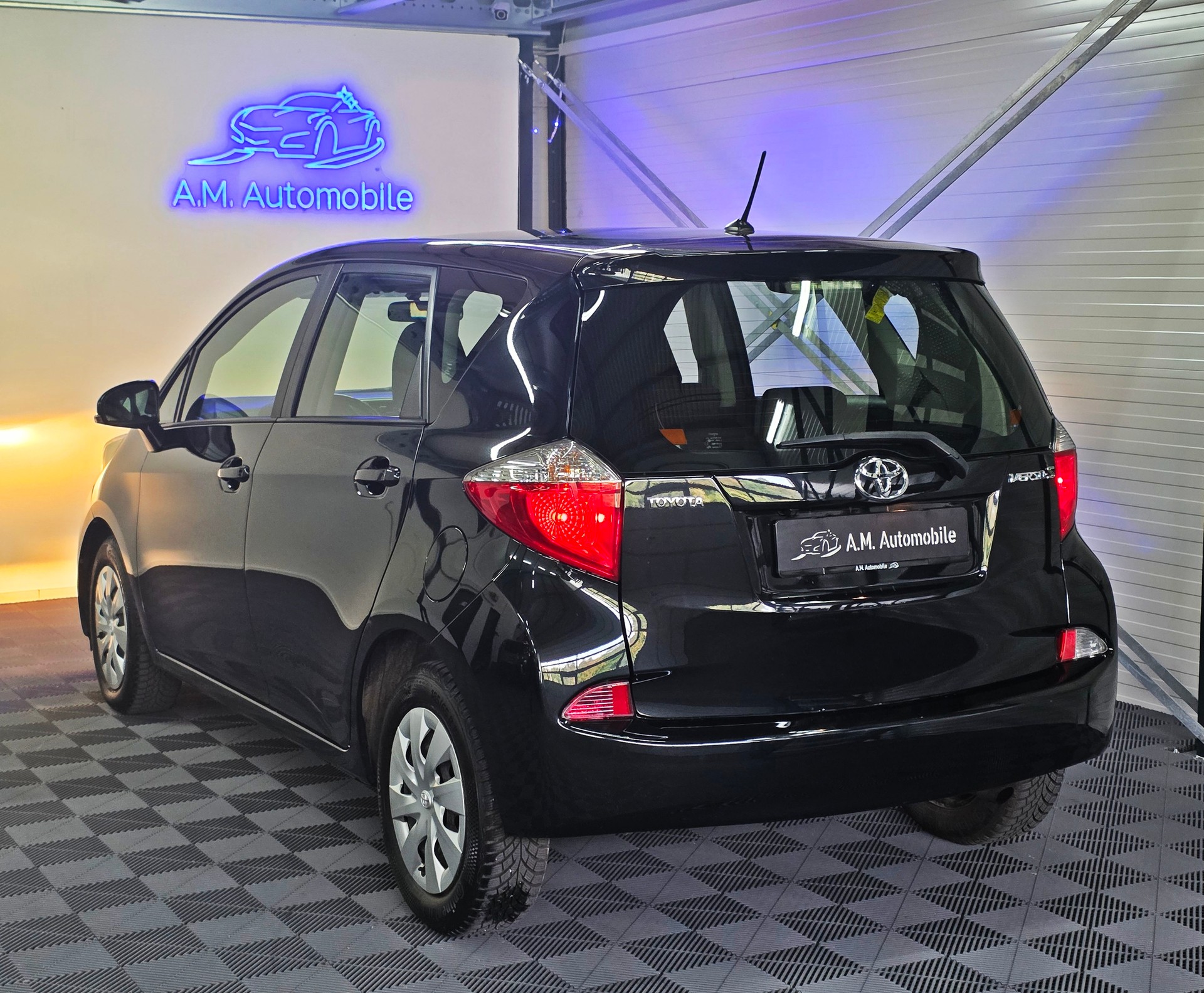 TOYOTA Verso-S 1.33 Linea Terra-image-6