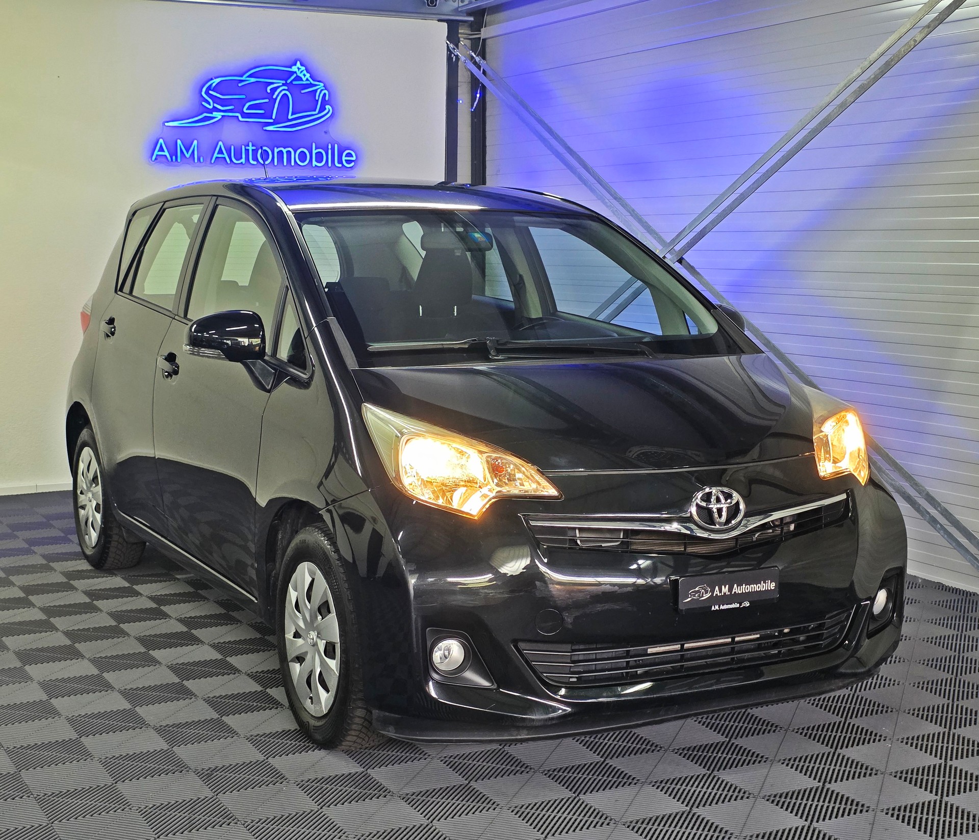 TOYOTA Verso-S 1.33 Linea Terra-image-0