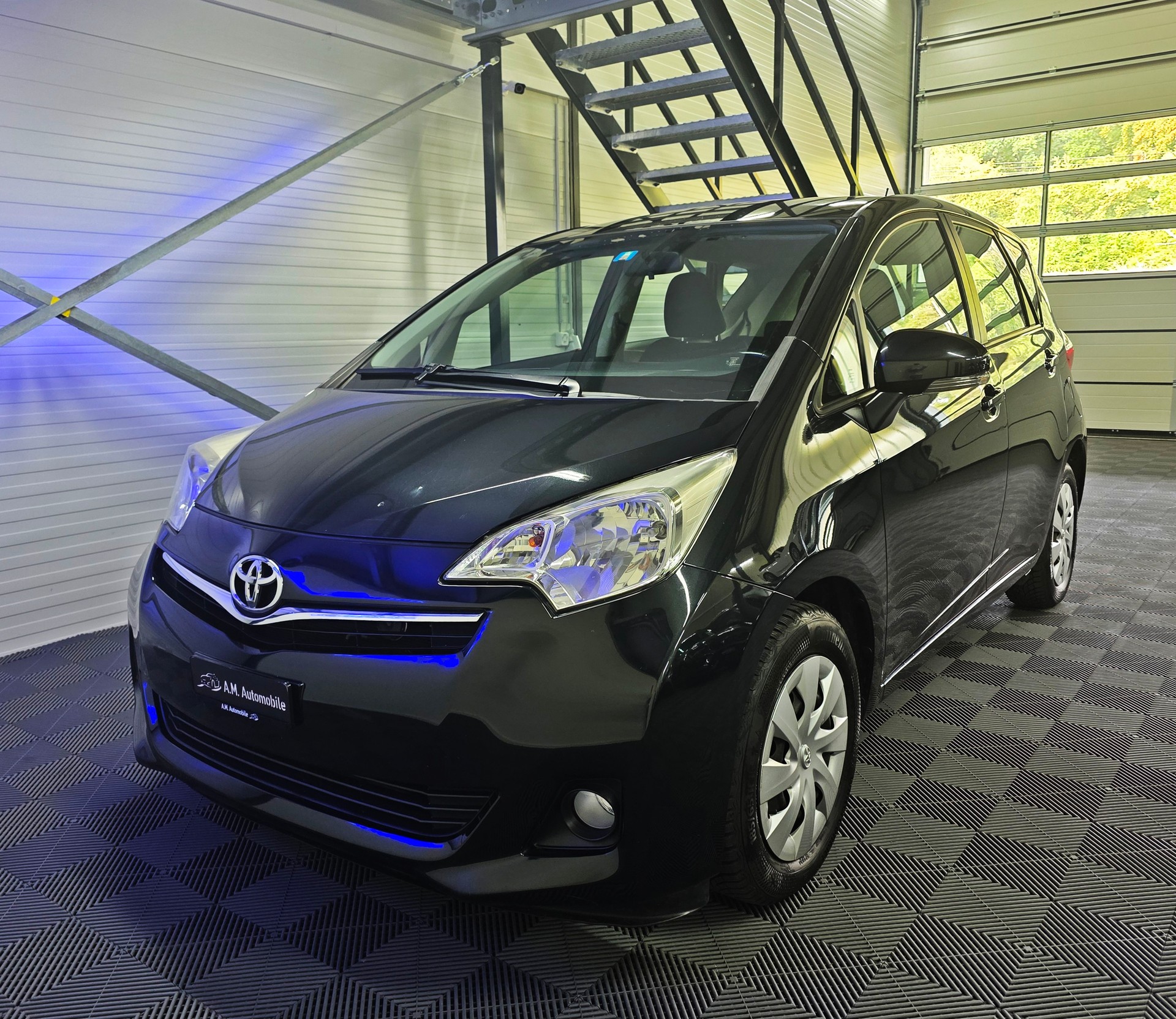 TOYOTA Verso-S 1.33 Linea Terra-image-10