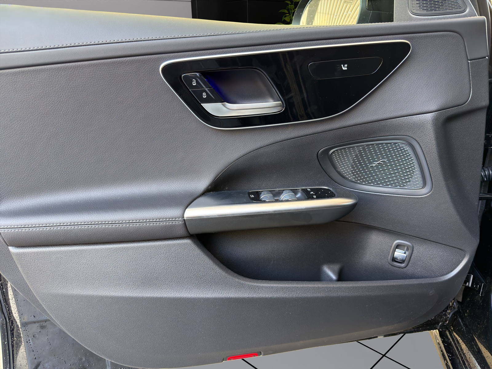 MERCEDES-BENZ C 200 T 4 Matic-image-7