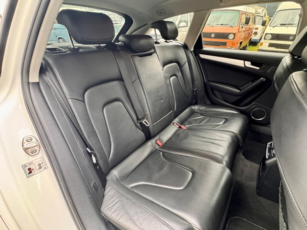 AUDI A4 allroad 2.0 TFSI quattro S-tronic-image-10