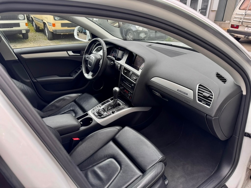AUDI A4 allroad 2.0 TFSI quattro S-tronic-image-11