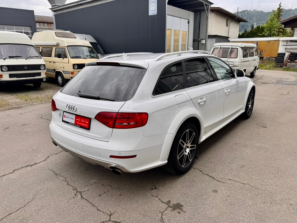 AUDI A4 allroad 2.0 TFSI quattro S-tronic-image-2