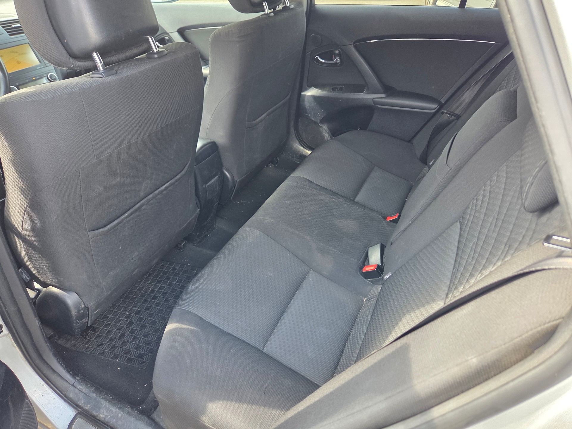 TOYOTA Avensis SW 2.0 Linea Luna Multidrive-image-6