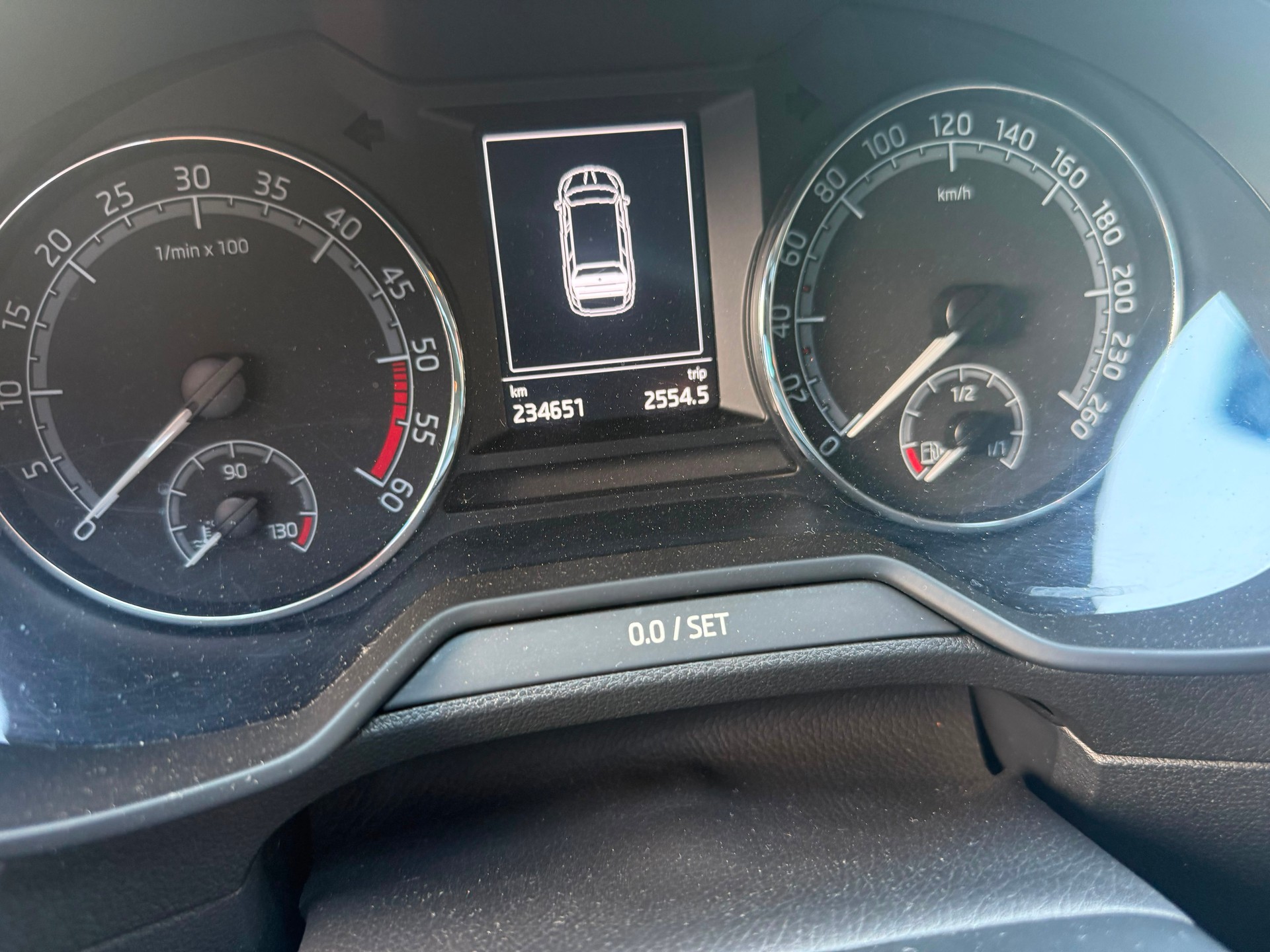 SKODA Octavia Combi 2.0 TDI Ambition 4x4-image-8