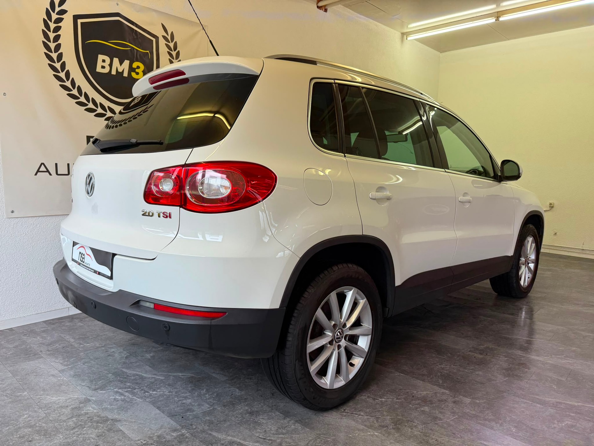 VW Tiguan 2.0 TSI Sport&Style Tiptronic-image-2