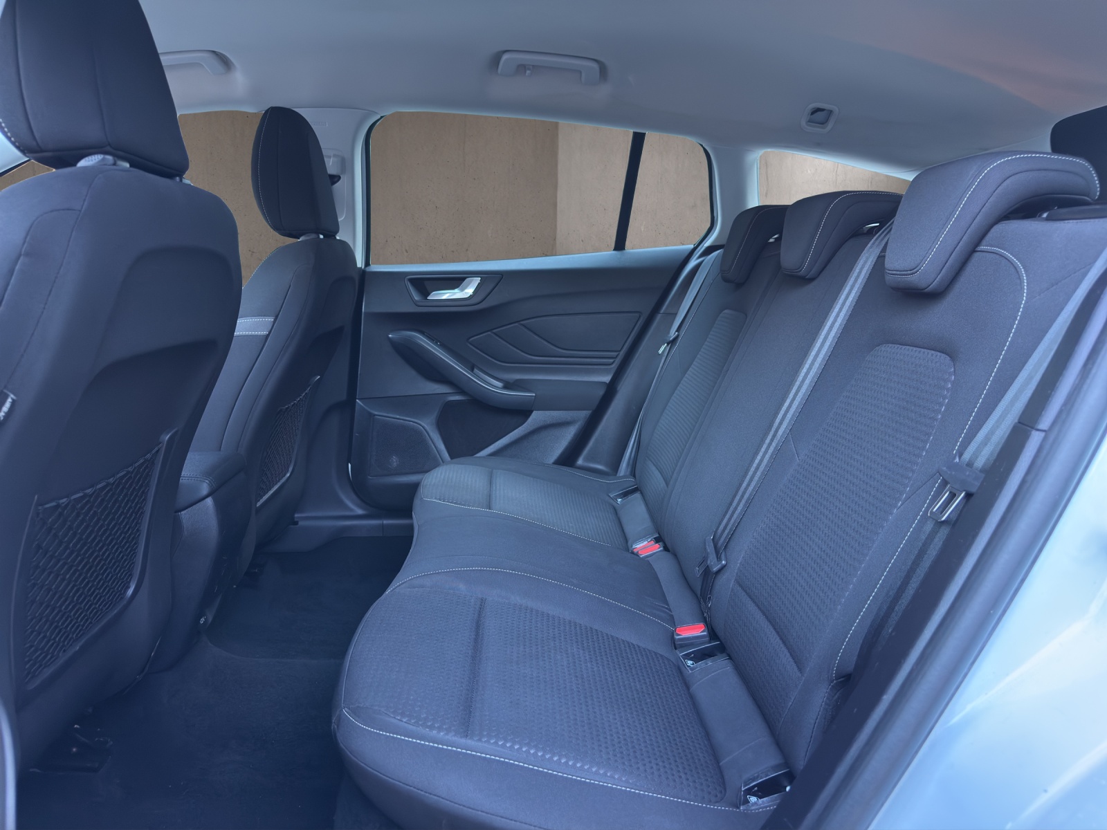 FORD Focus 1.5 TDCi Cool Connect Automatic-image-6