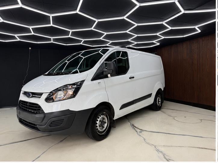 FORD Transit Custom Van 250 L1H1 Startup-image-0
