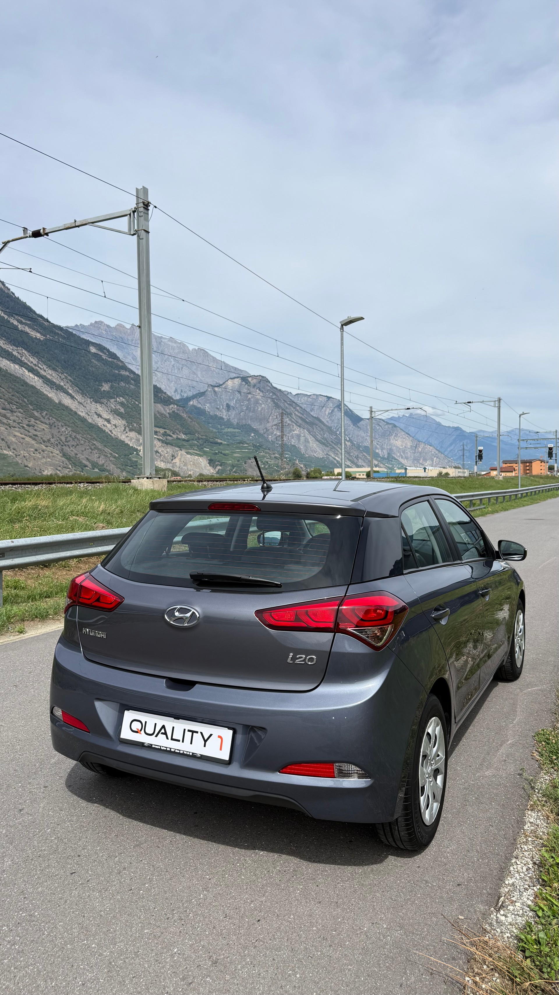 HYUNDAI i20 1.4 Style Automatic-image-3