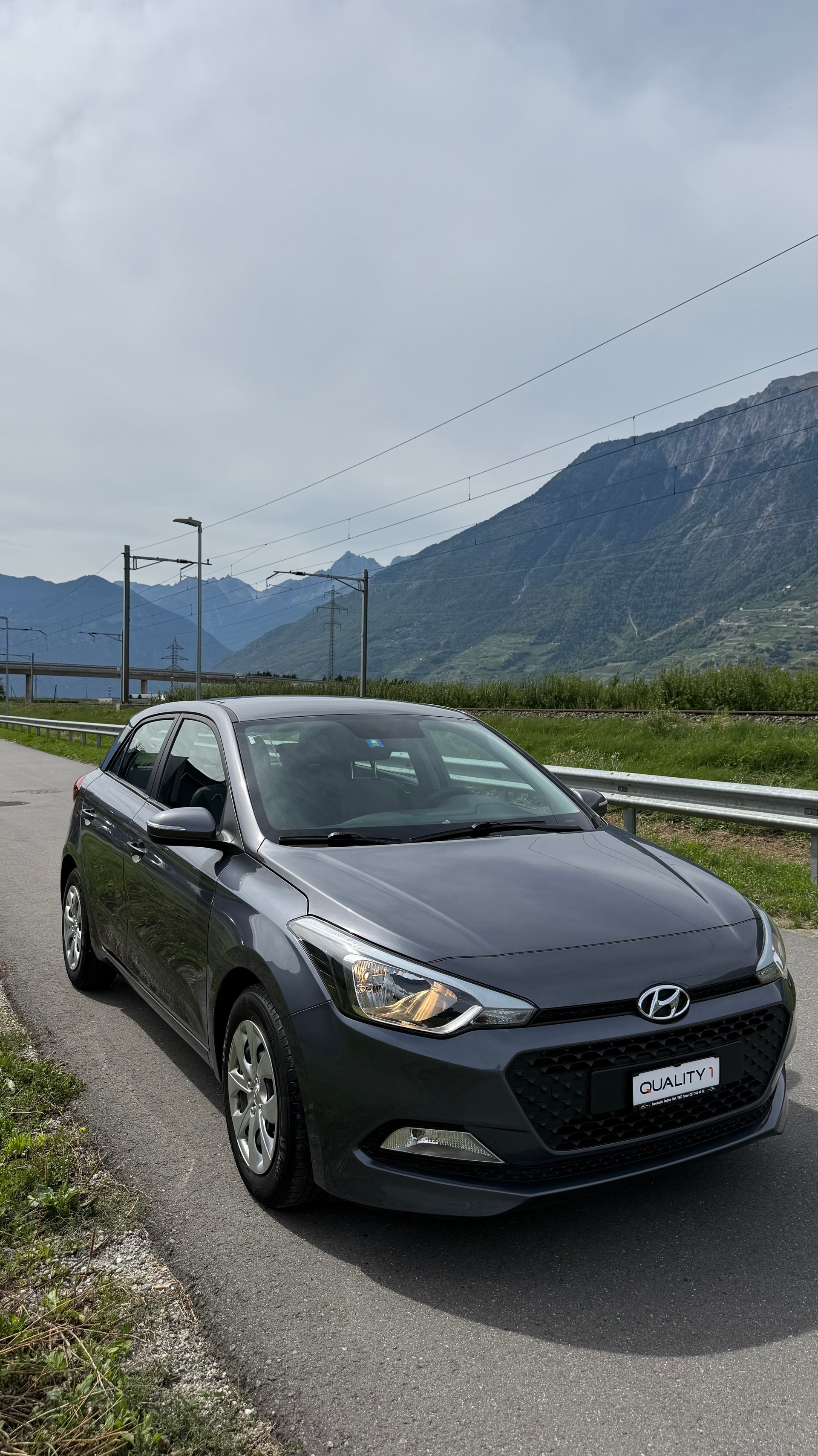 HYUNDAI i20 1.4 Style Automatic-image-2