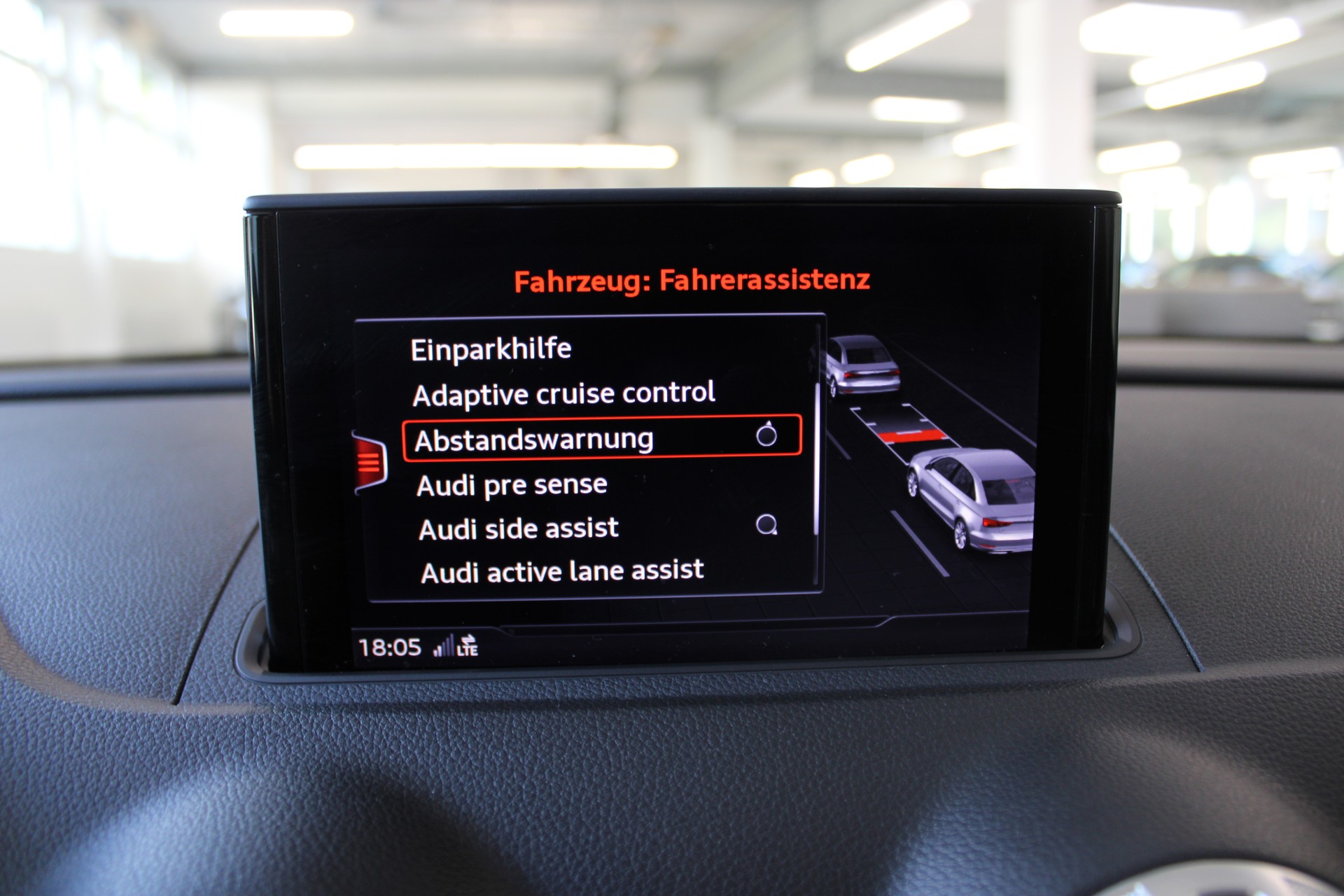 AUDI RS3 Limousine 2.5 TSI quattro S-tronic-image-21
