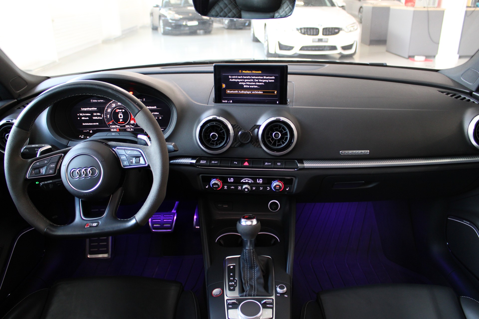 AUDI RS3 Limousine 2.5 TSI quattro S-tronic-image-20