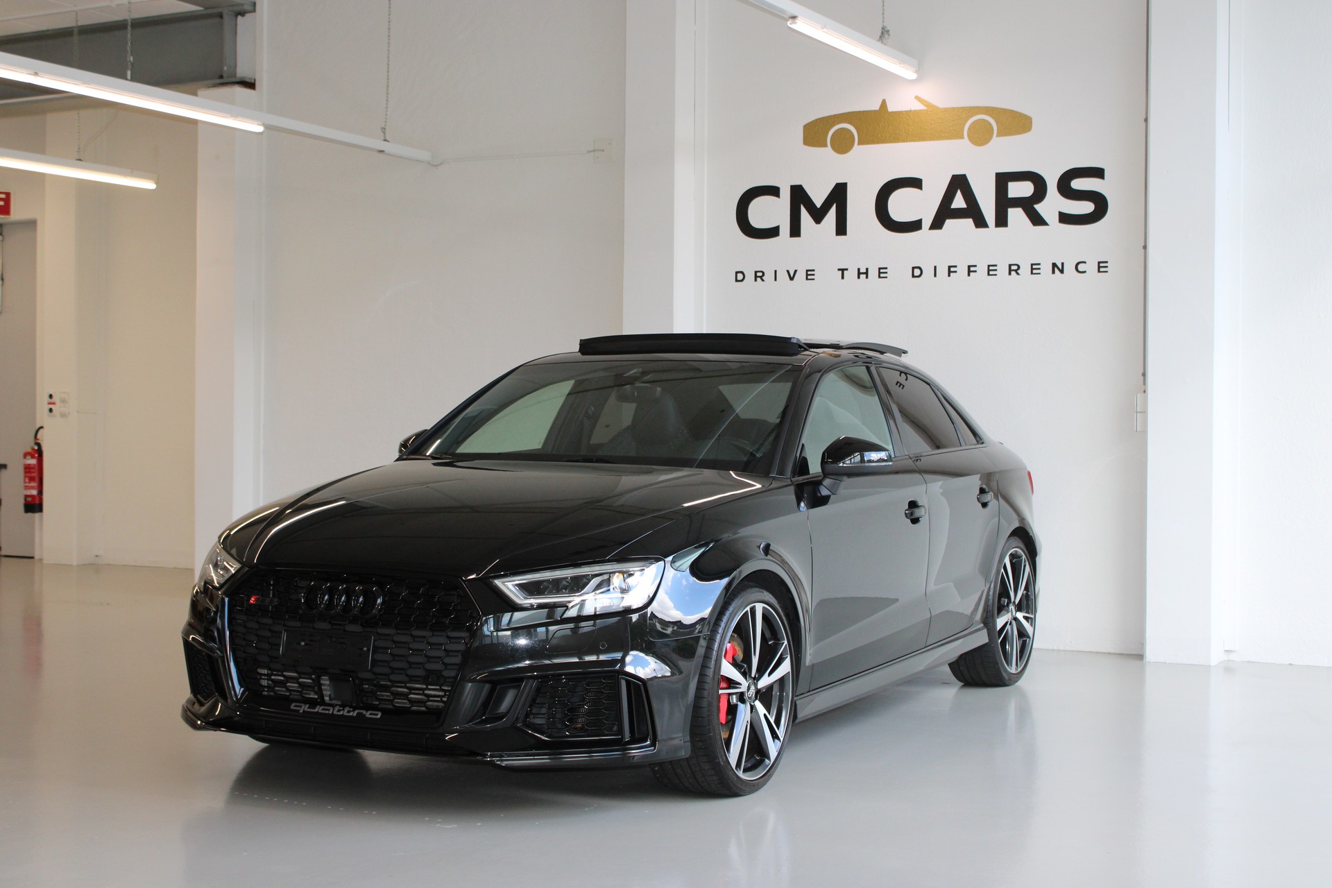 AUDI RS3 Limousine 2.5 TSI quattro S-tronic