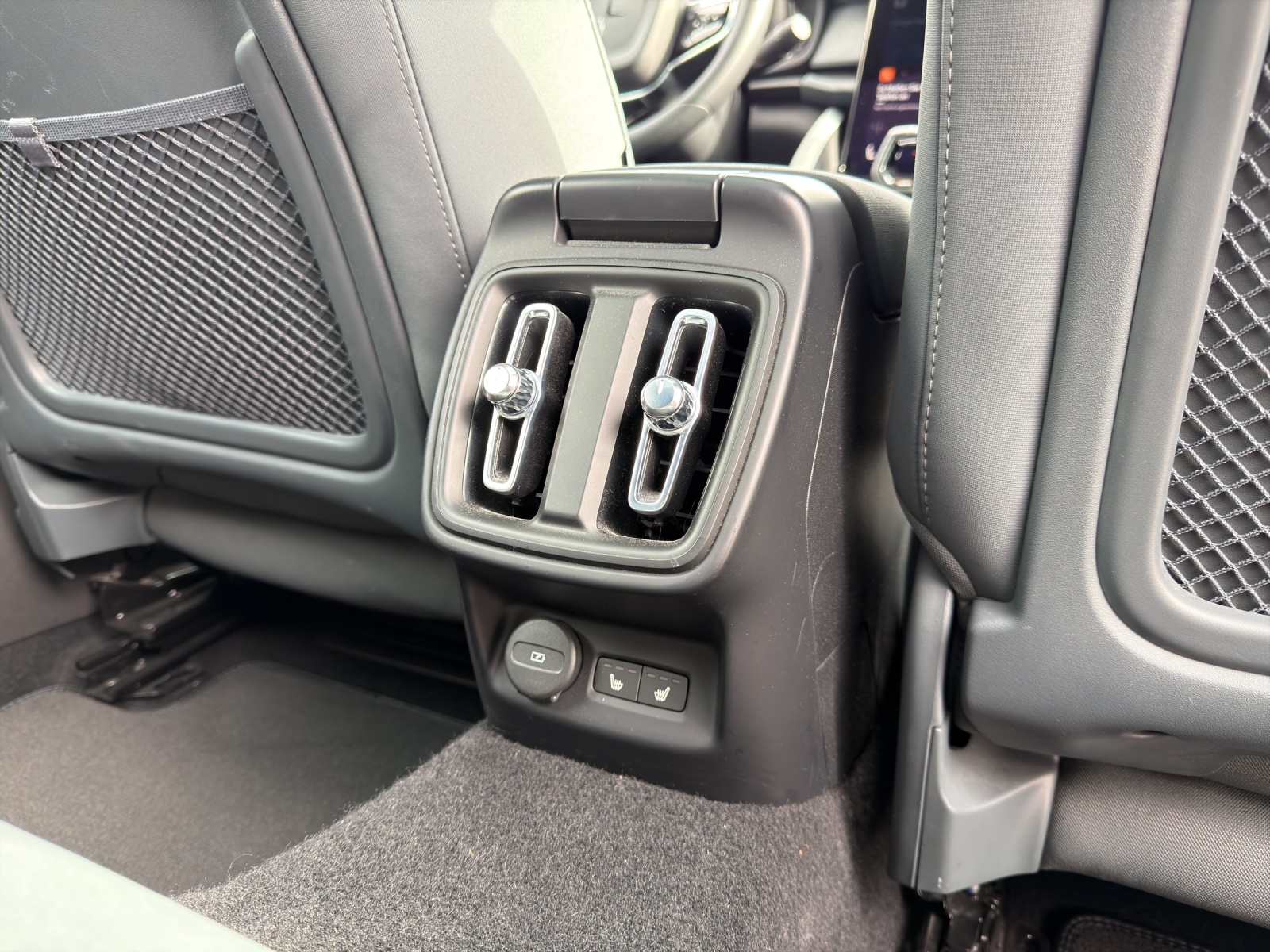 POLESTAR 2 Long Range Single Motor-image-15