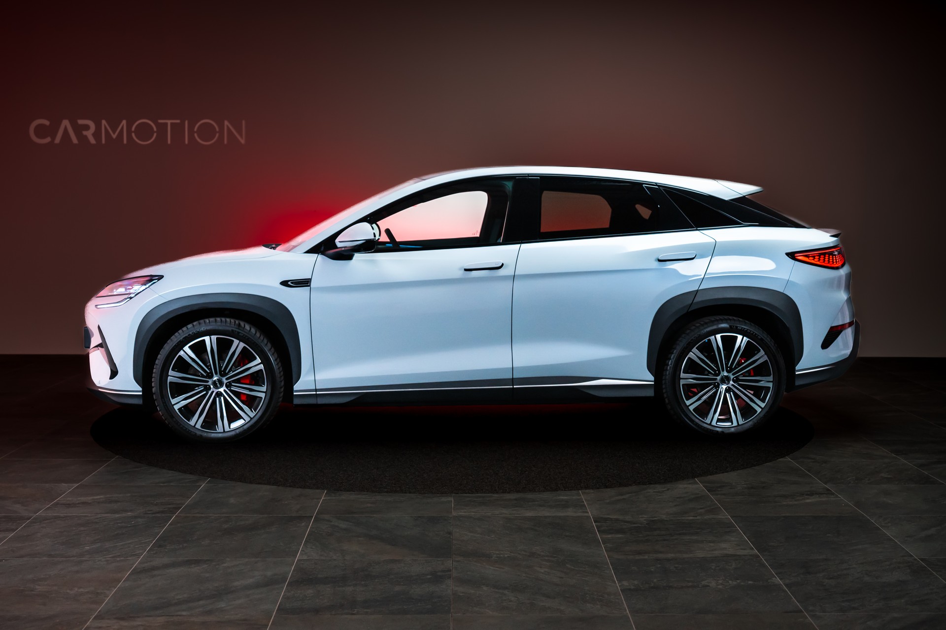 BYD Sealion 7 91,3 kWh Excellence AWD / Panoramadach / Head-Up Display / Sitzheizung & Lüftung-image-3