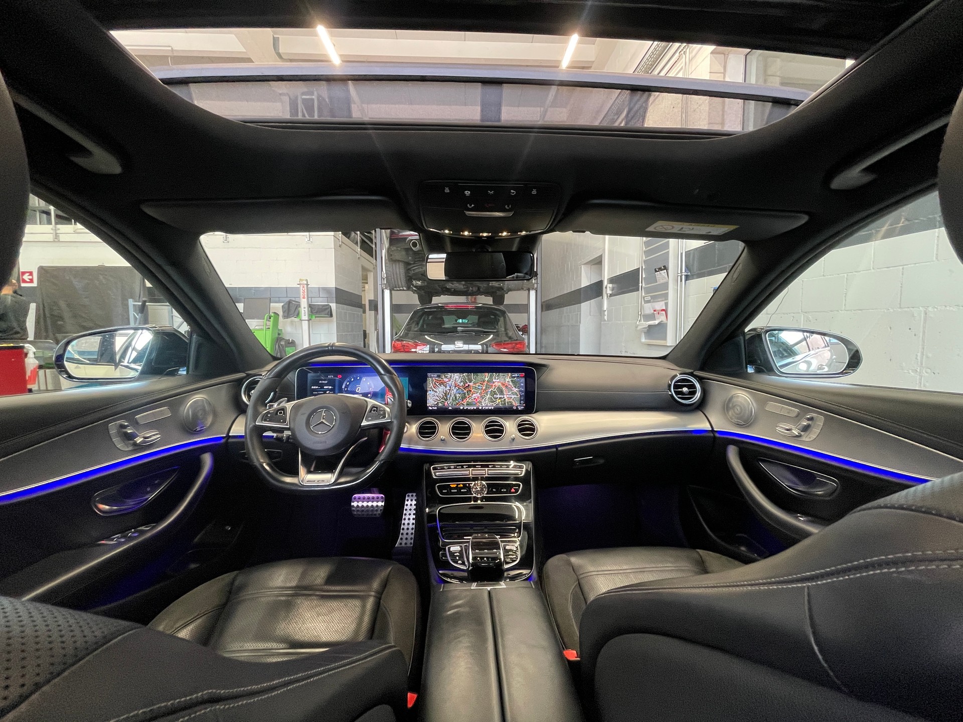 MERCEDES-BENZ E 43 AMG 4matic-image-2