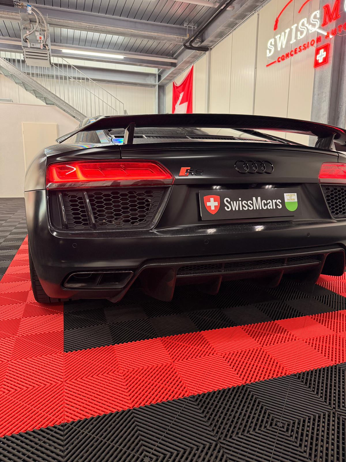 AUDI R8 Coupé 5.2 plus S-Tronic-image-12