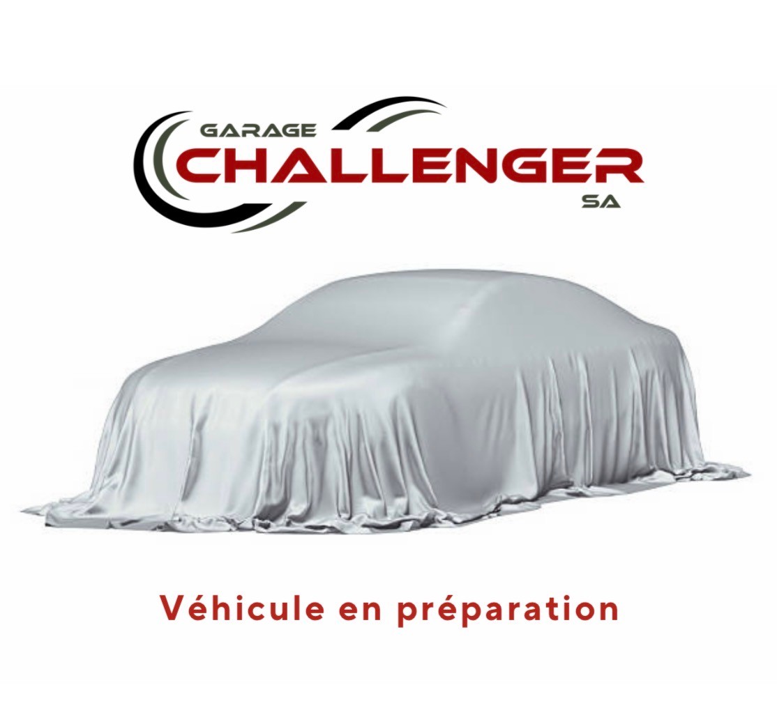 TOYOTA Yaris 1.5 Premium e-CVT