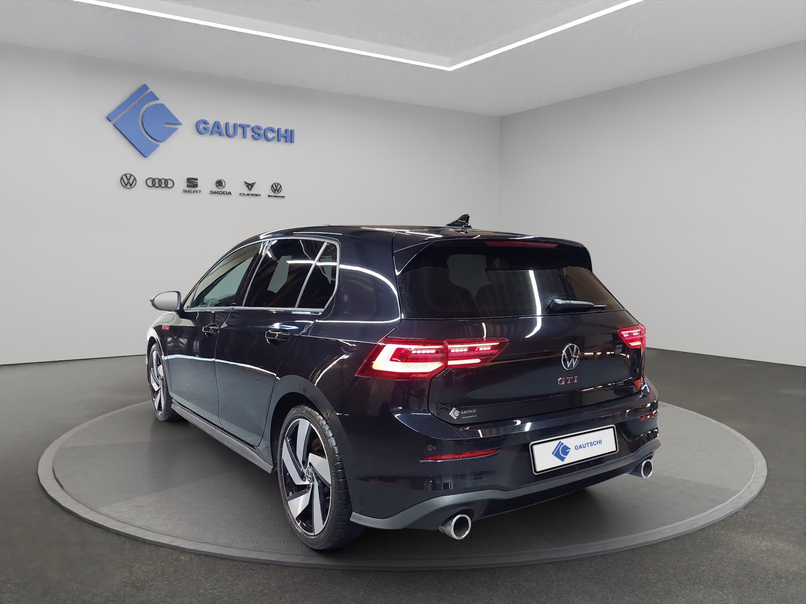 VW Golf 2.0 TSI GTI DSG-image-2