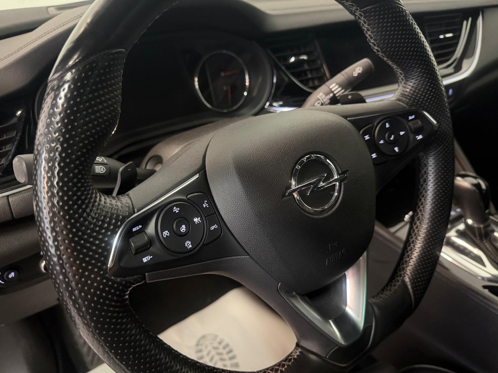 OPEL Insignia 1.6 CDTI Grand Sport Excellence Automatic-image-16