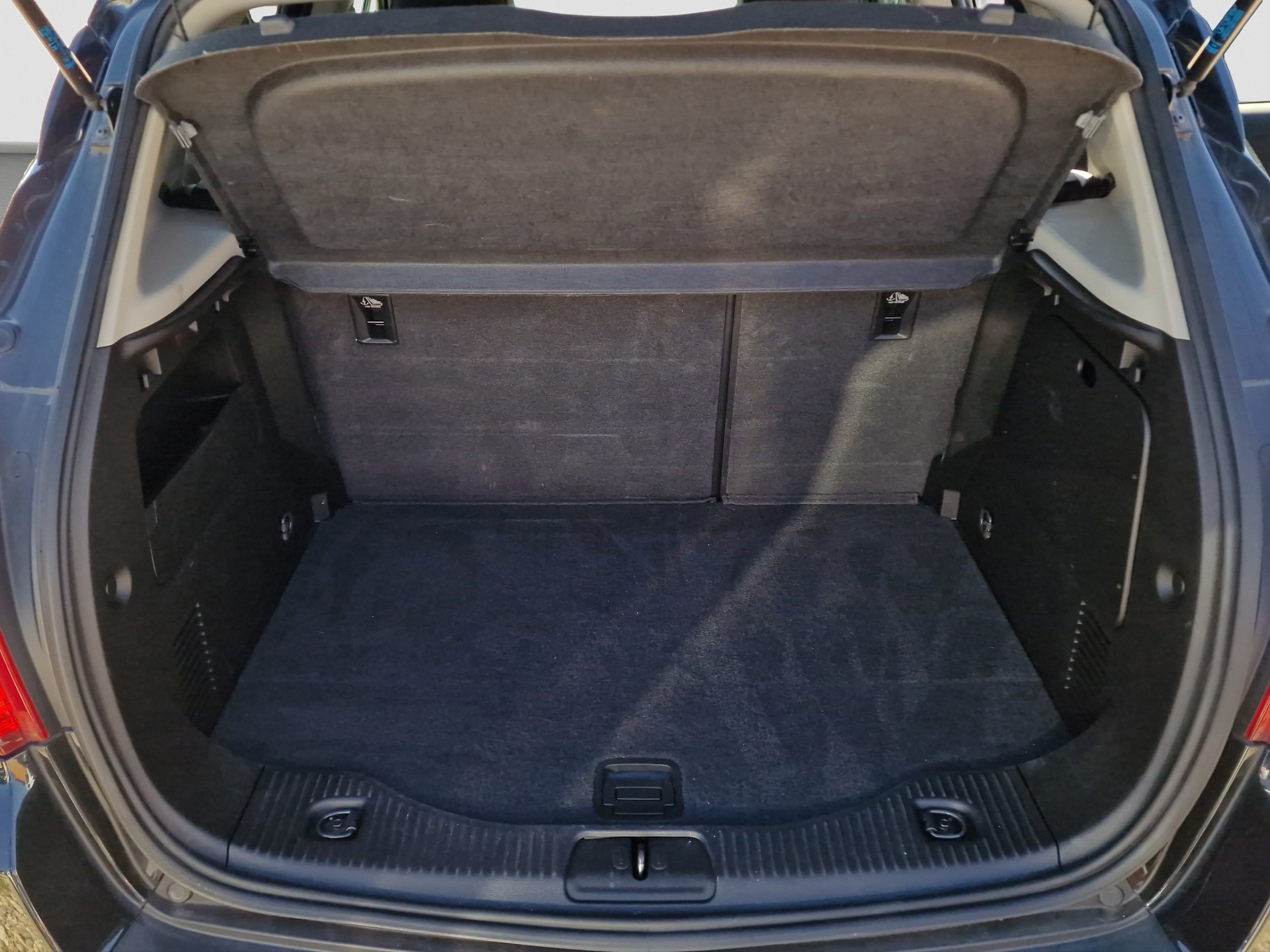 OPEL Mokka 1.7 CDTi Cosmo 4WD ** Frisch ab MFK und Service ** Teil-Leder **-image-12