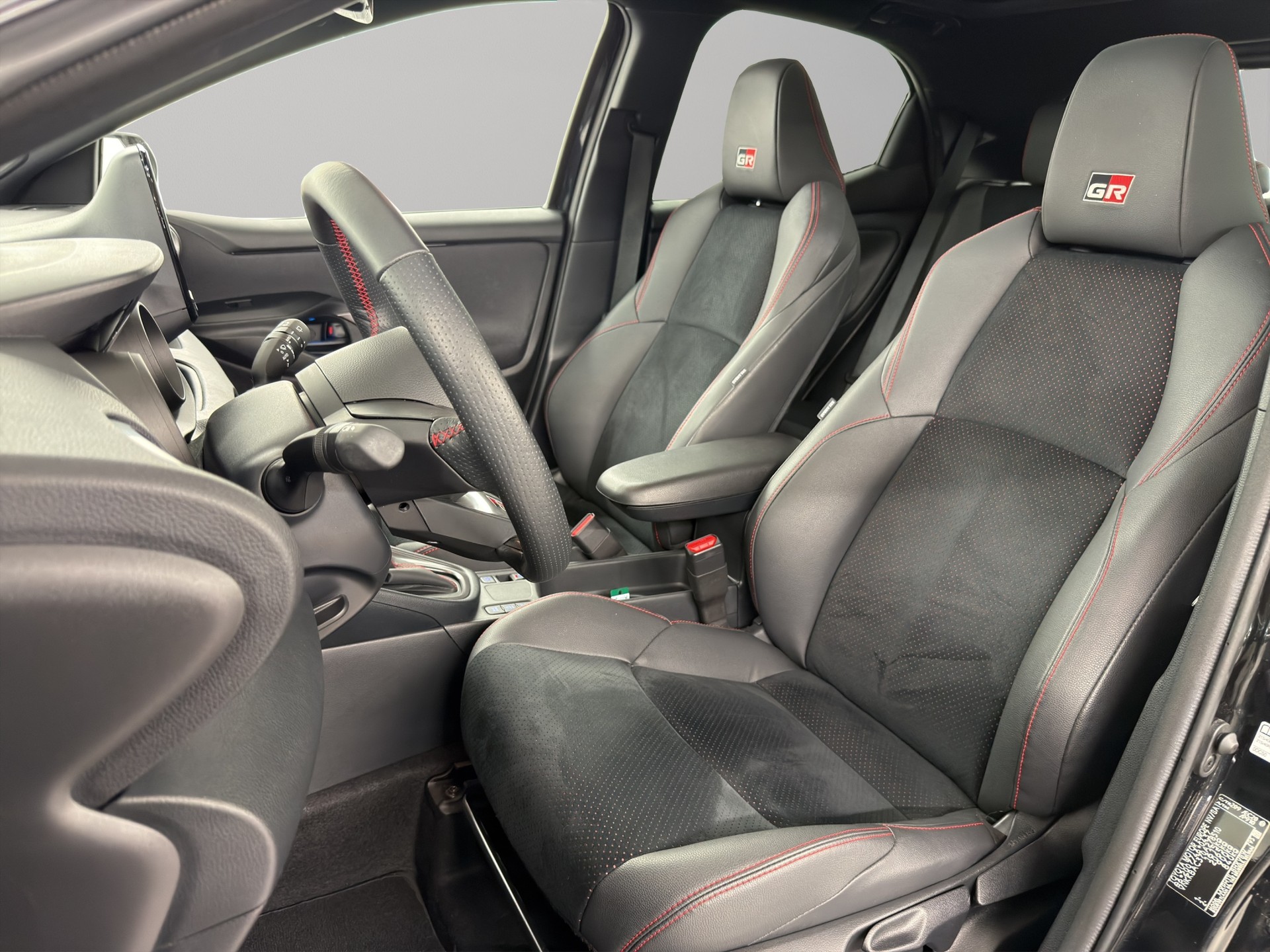 TOYOTA Yaris 1.5 VVT-i HSD GR Sport-image-8