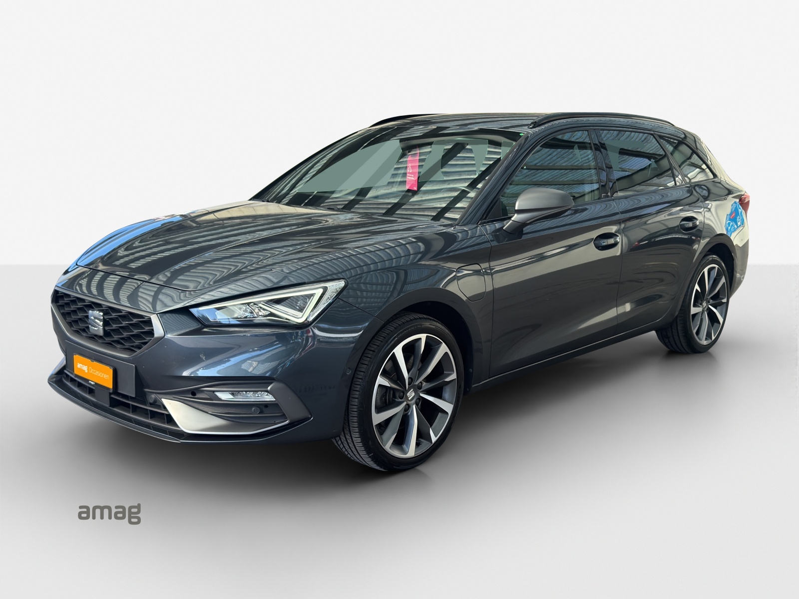 SEAT Leon ST 1.4 eHybrid pHEV DSG FR-image-0