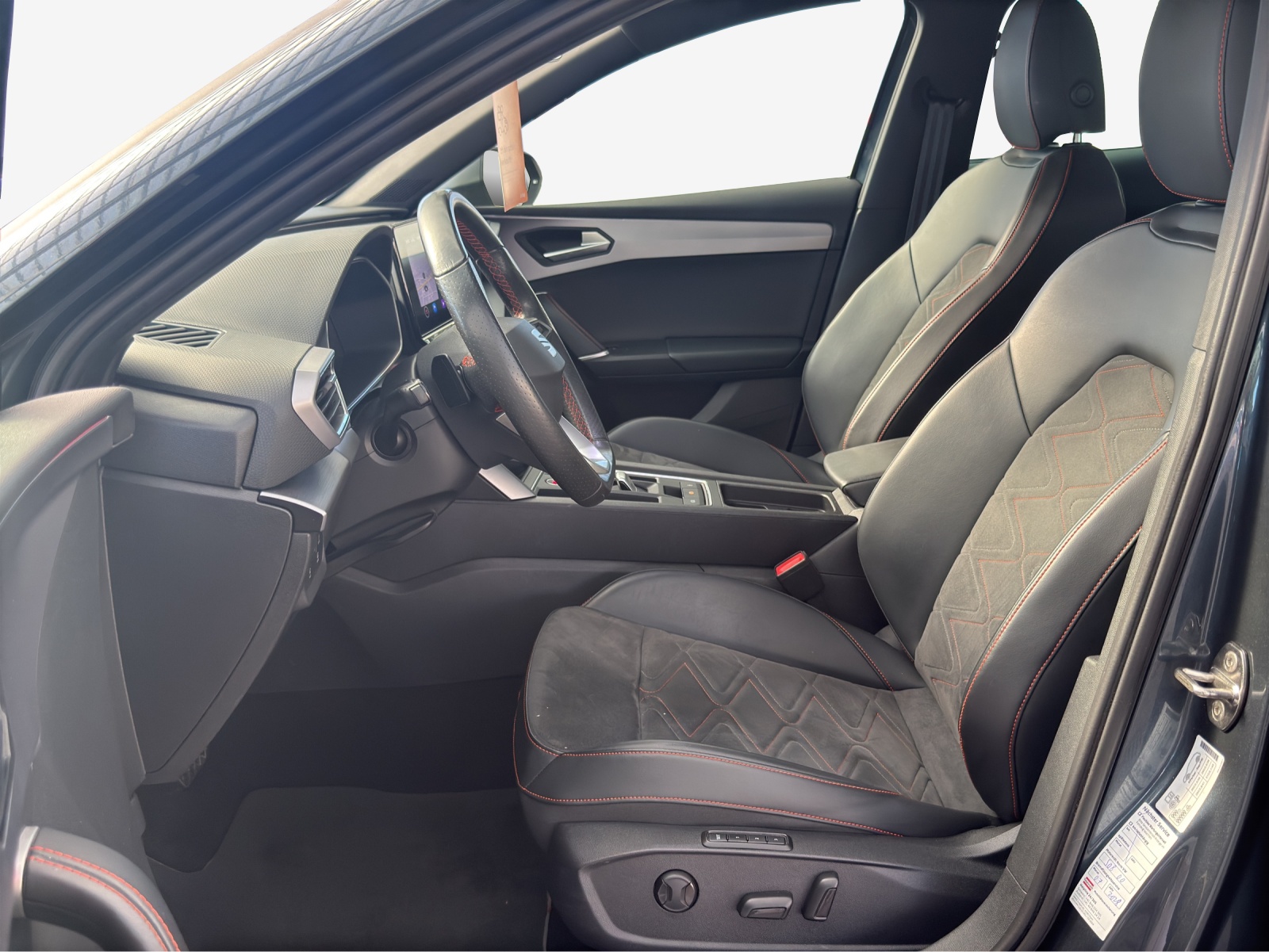 SEAT Leon ST 1.4 eHybrid pHEV DSG FR-image-7
