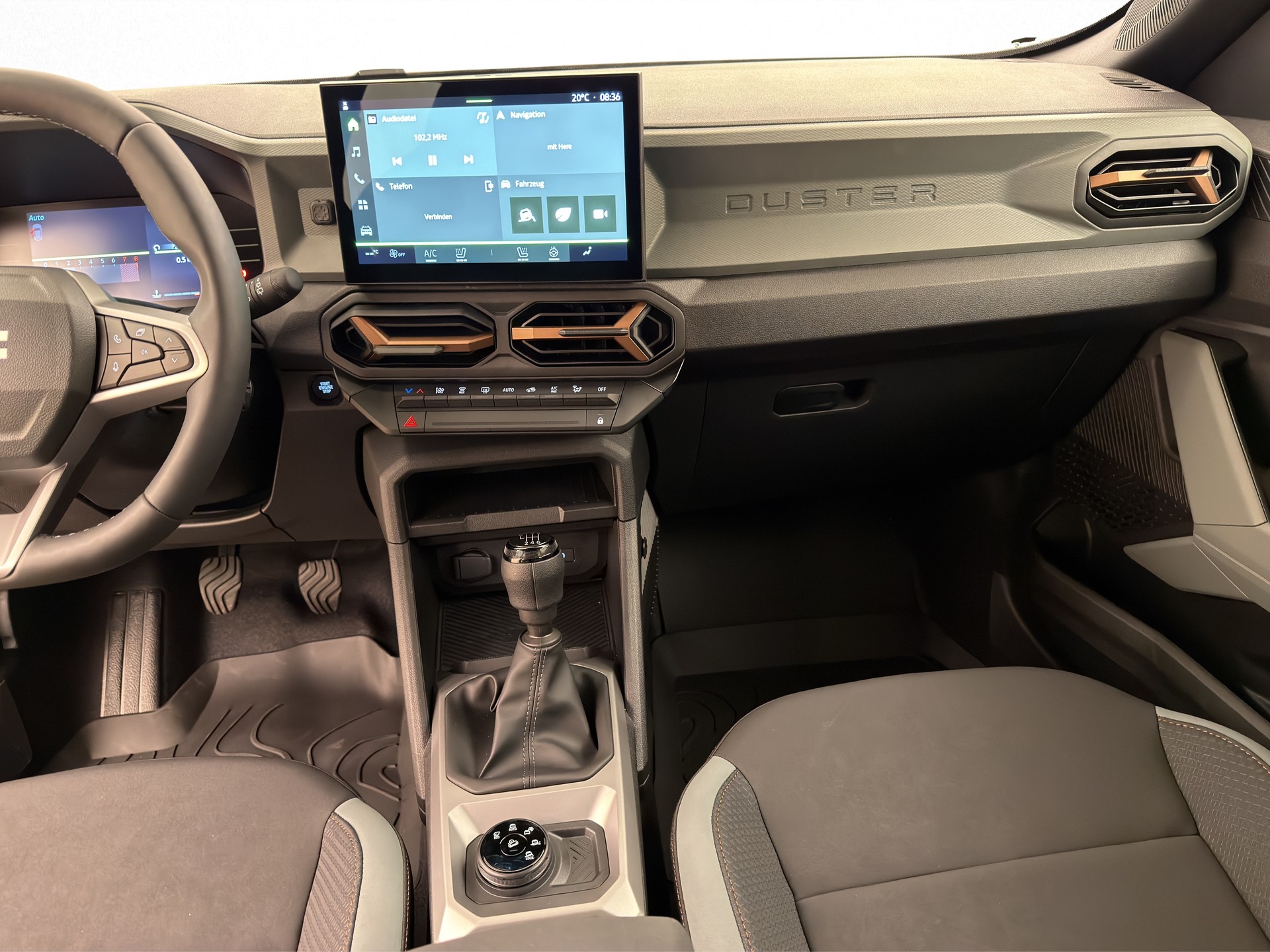 DACIA Duster 1.2 TCe Extreme 4WD-image-9