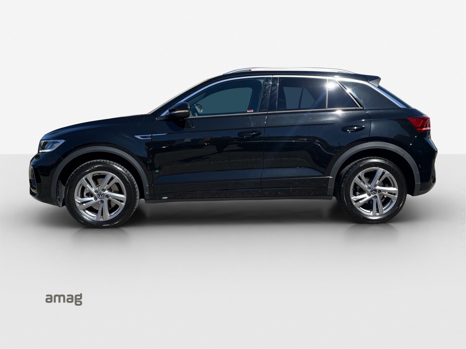 VW T-Roc 2.0 TSI R-Line DSG 4Motion-image-1