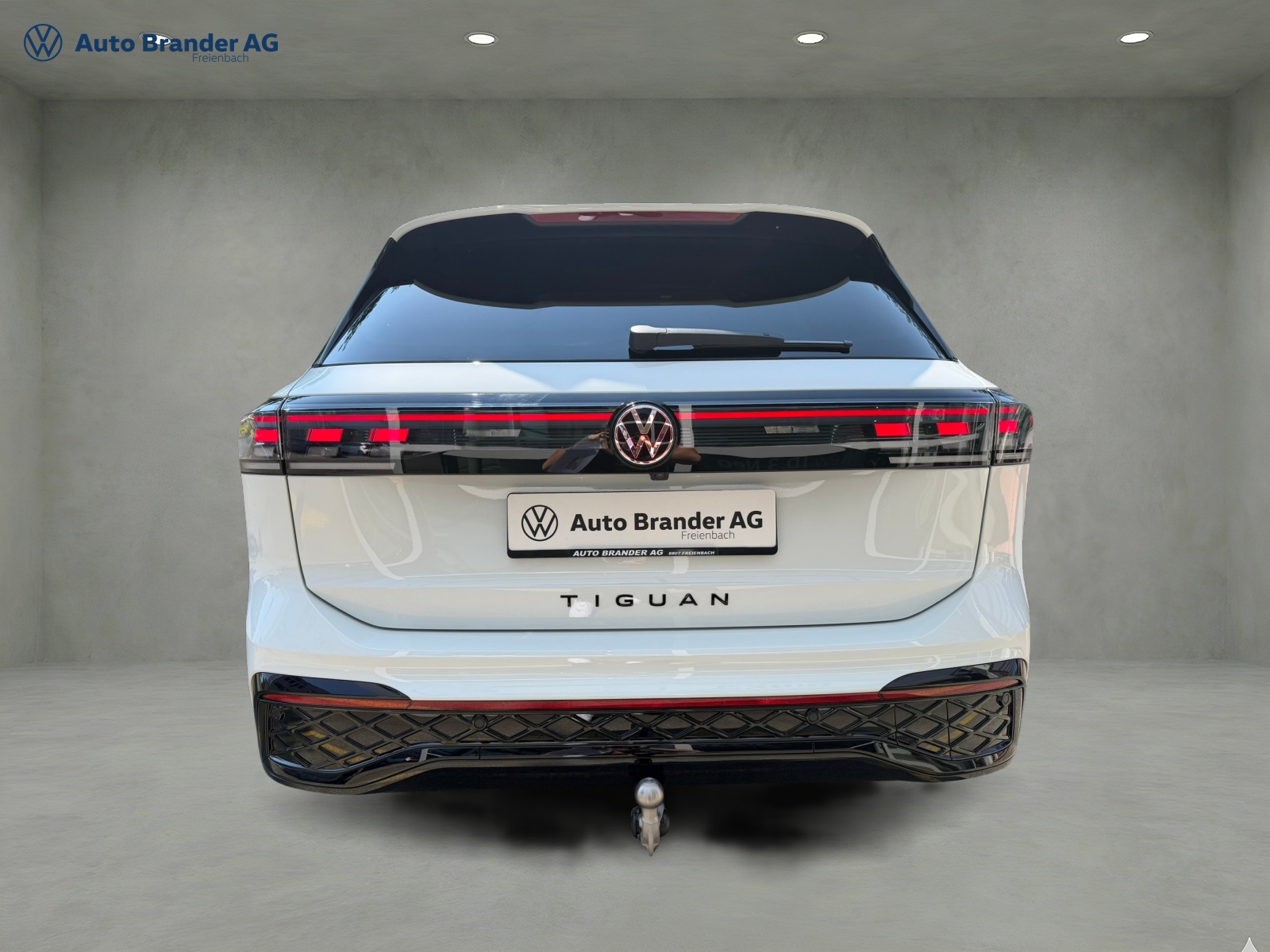 VW Tiguan 2.0 TSI DSG R-Line Plus 4Motion-image-4