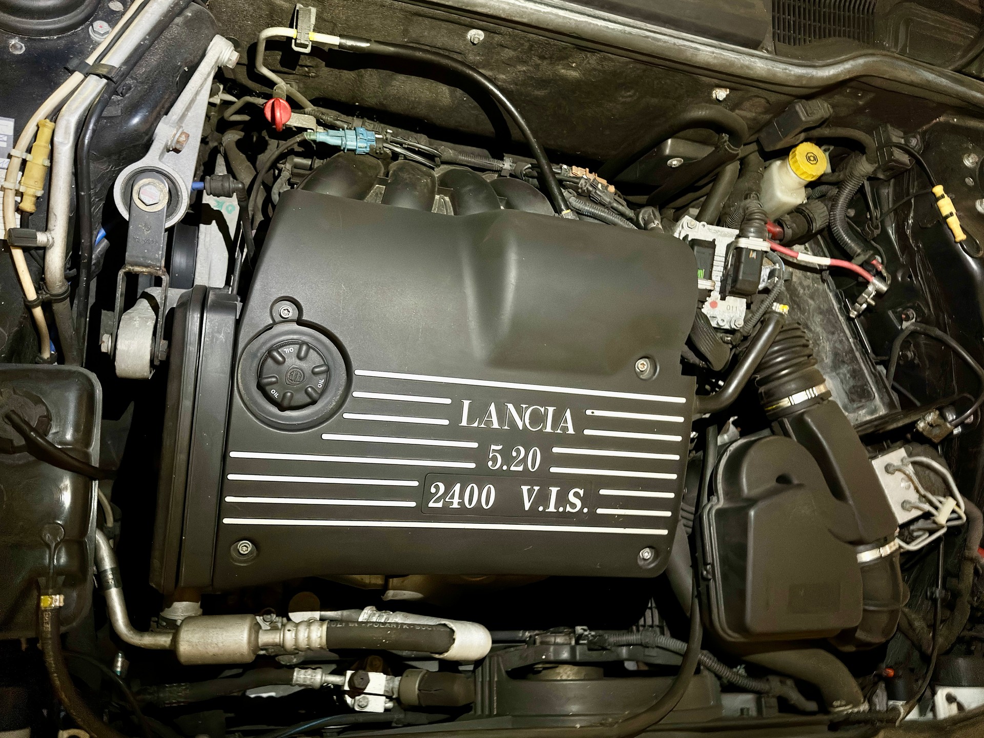 LANCIA Kappa 2.4 Coupé-image-14
